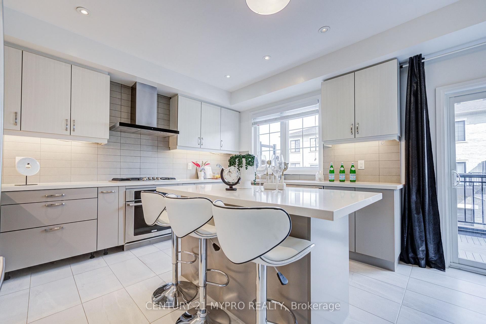 Photo 19 of Unit TH3, 392 Highway 7 Road E, Richmond Hill, Doncrest — HOMEH