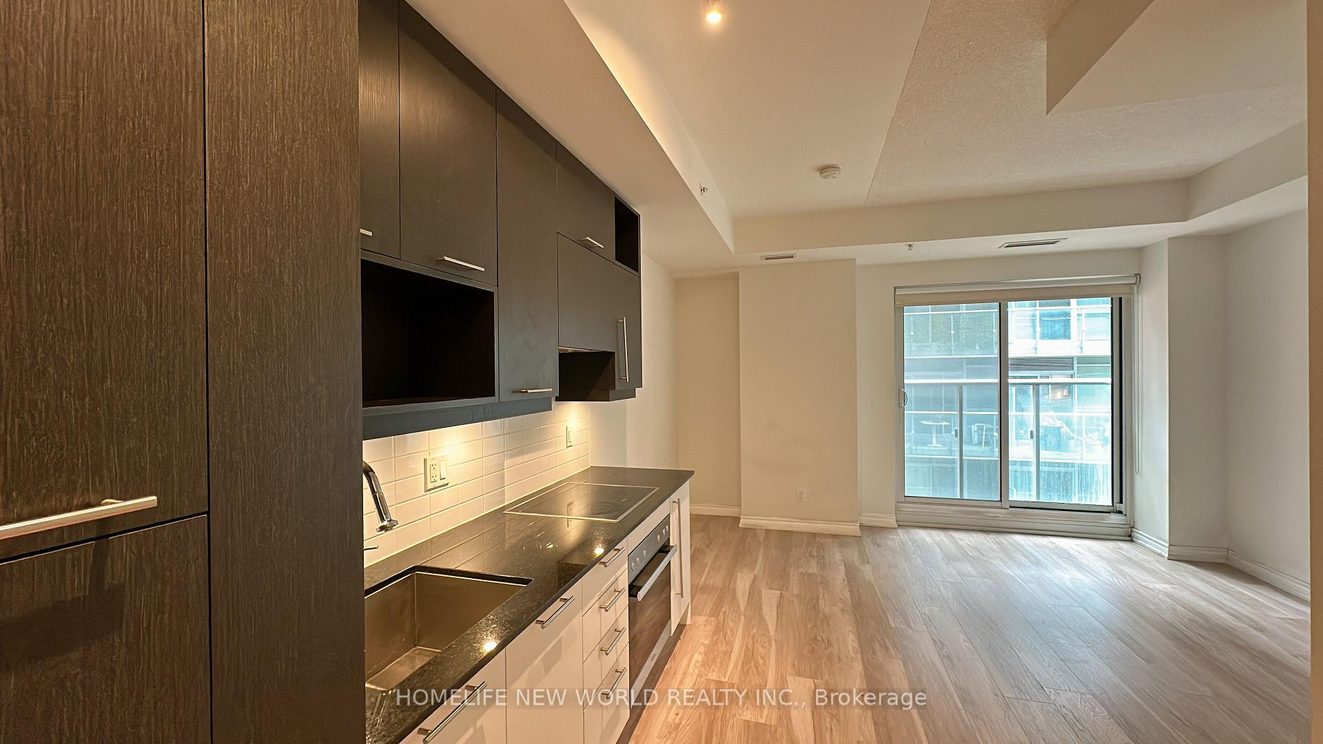 Photo 9 of Unit 402, 30 Nelson Street, Toronto, Waterfront Communities — HOMEH