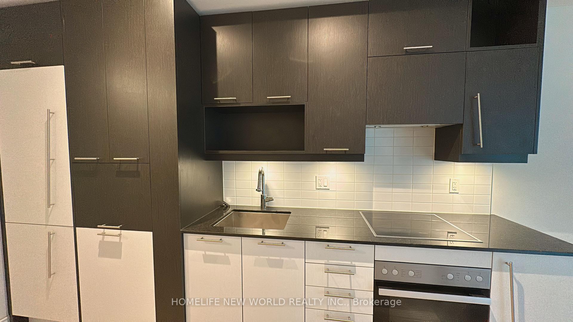Photo 12 of Unit 402, 30 Nelson Street, Toronto, Waterfront Communities — HOMEH