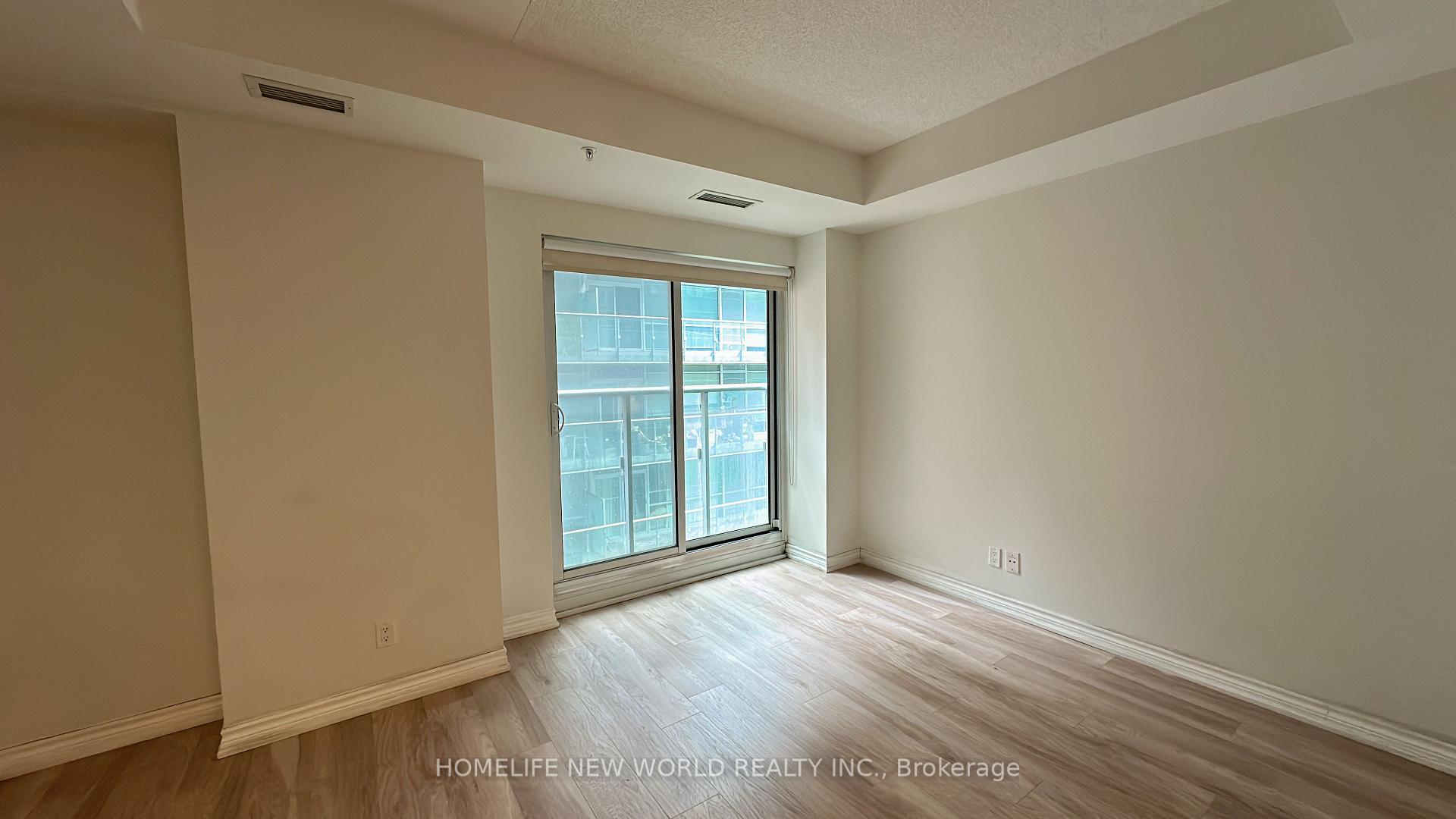 Photo 13 of Unit 402, 30 Nelson Street, Toronto, Waterfront Communities — HOMEH