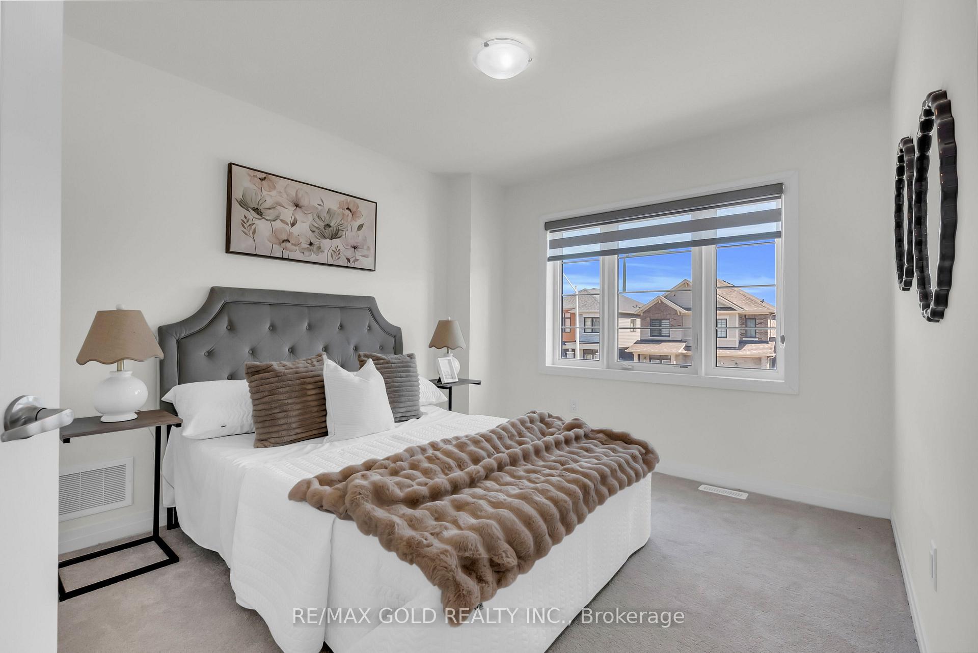 Photo 35 of 25 Heritage Way, Thorold, Rolling Meadows — HOMEH