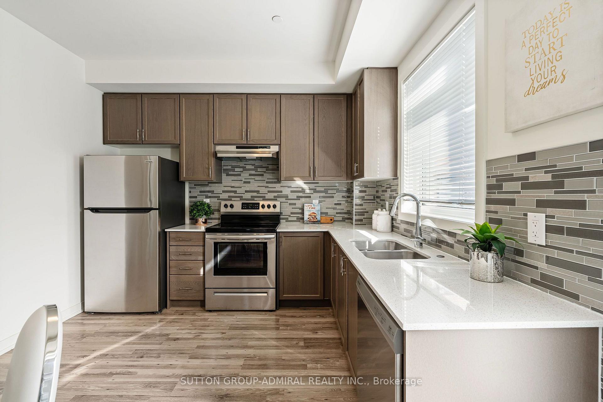 Photo 7 of Unit 98, 370D Red Maple Road, Richmond Hill, Langstaff — HOMEH