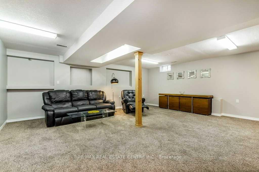 Photo 4 of Unit Basemen, 131 Mcnichol Drive, Cambridge, Little's Corners — HOMEH