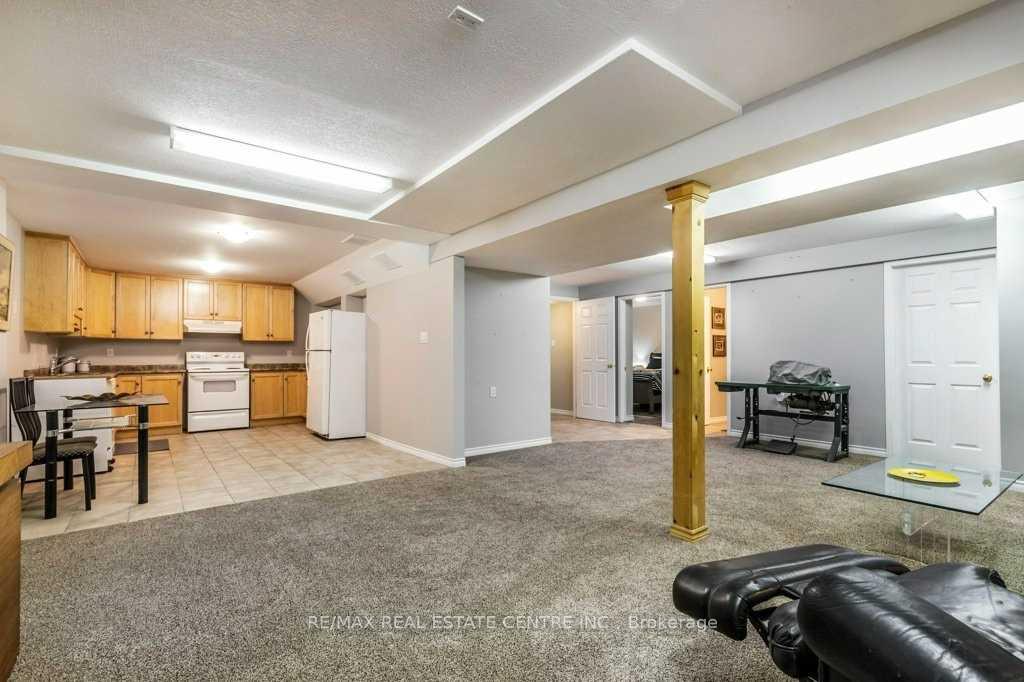 Photo 6 of Unit Basemen, 131 Mcnichol Drive, Cambridge, Little's Corners — HOMEH