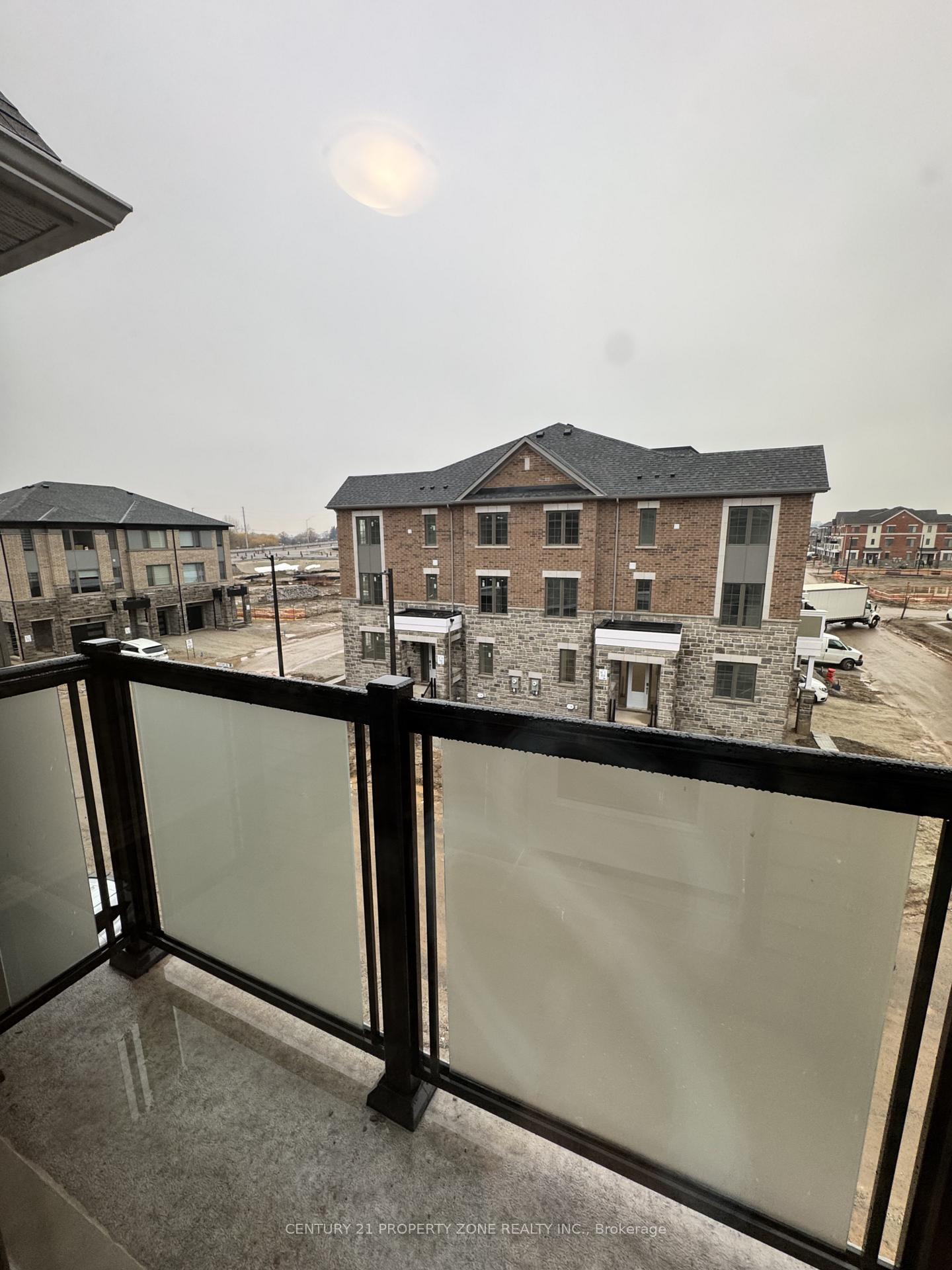 Photo 35 of 2 Westway Drive, Brampton, Northwest Brampton — HOMEH