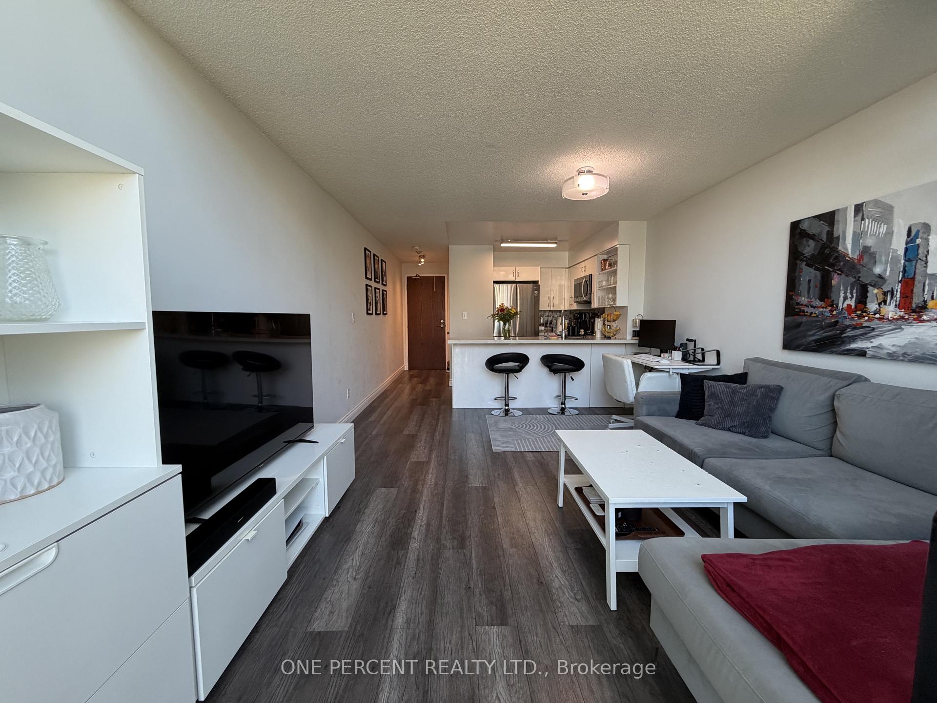 Photo 14 of Unit 607, 3 Ellesmere Street, Richmond Hill, Langstaff — HOMEH
