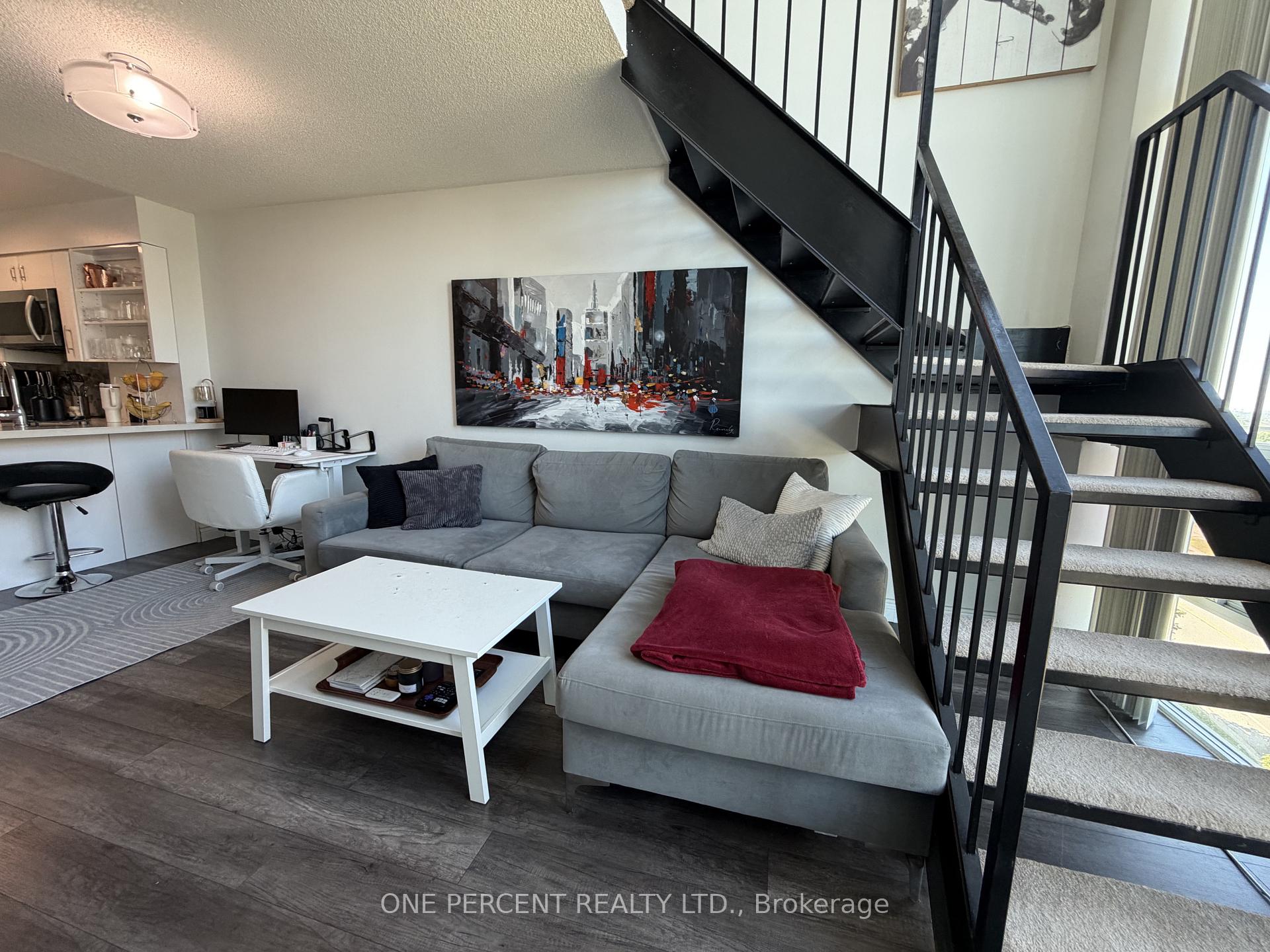 Photo 16 of Unit 607, 3 Ellesmere Street, Richmond Hill, Langstaff — HOMEH