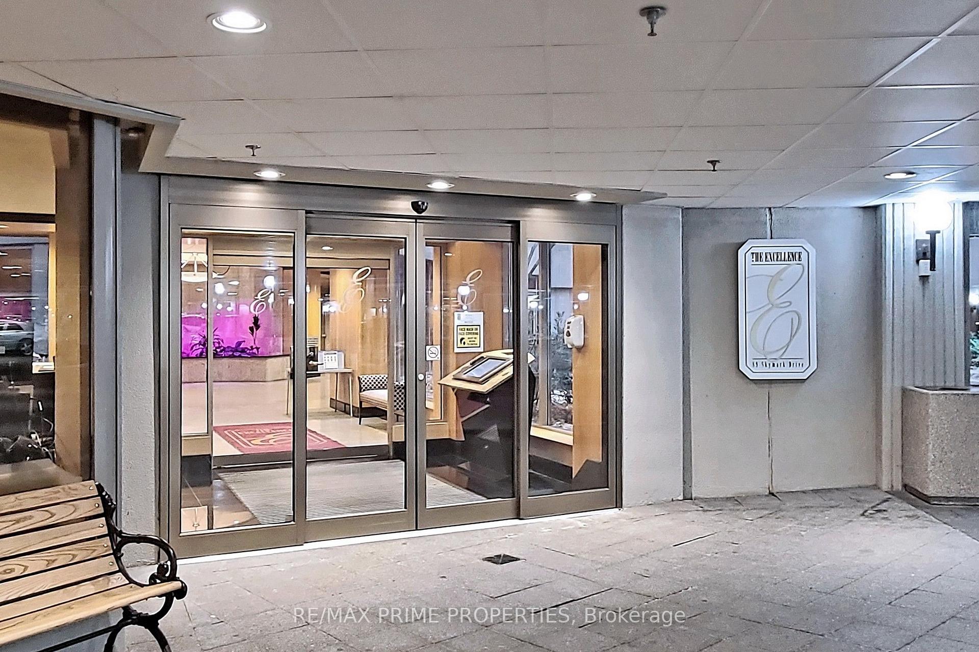 Photo 2 of Unit 310, 89 Skymark Drive, North York, Hillcrest Village — HOMEH