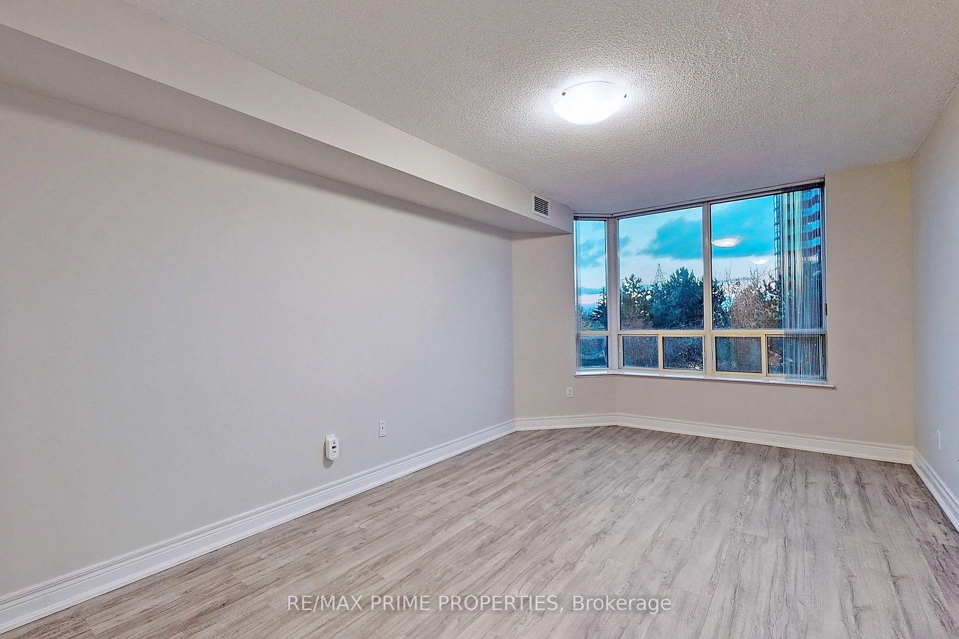 Photo 15 of Unit 310, 89 Skymark Drive, North York, Hillcrest Village — HOMEH