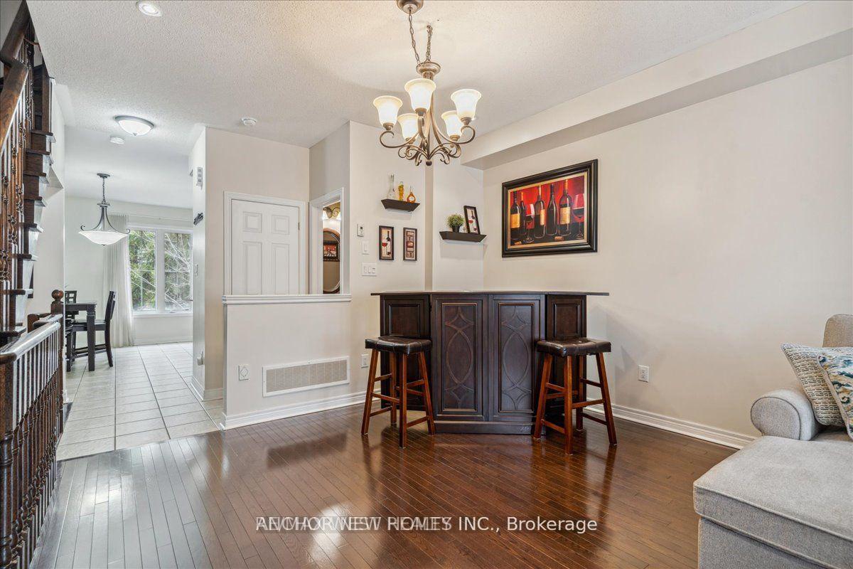 Photo 3 of Unit 3, 6 Cedar Lake Crescent, Brampton, Bram West — HOMEH