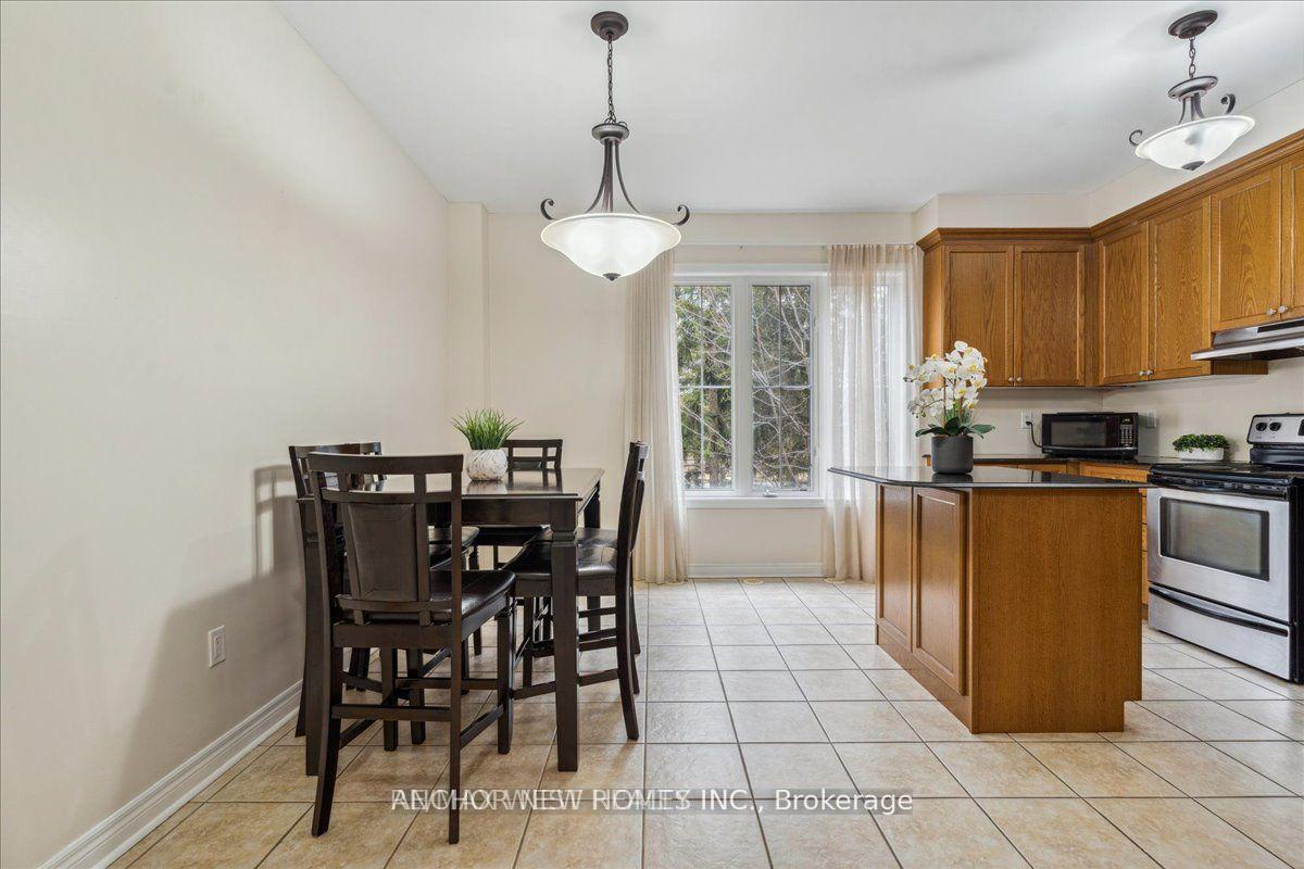 Photo 6 of Unit 3, 6 Cedar Lake Crescent, Brampton, Bram West — HOMEH