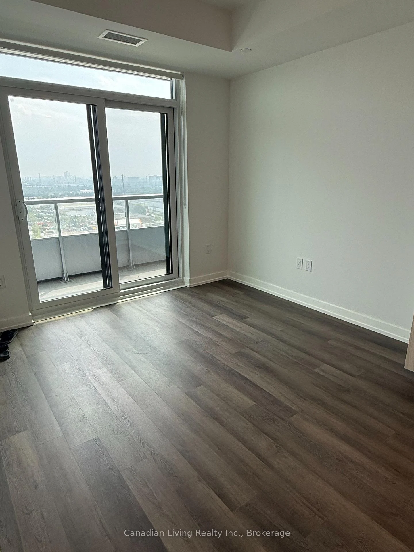 Photo 10 of Unit 1512, 21 Meadowdale Road, Vaughan, Vaughan Corporate Centre — HOMEH