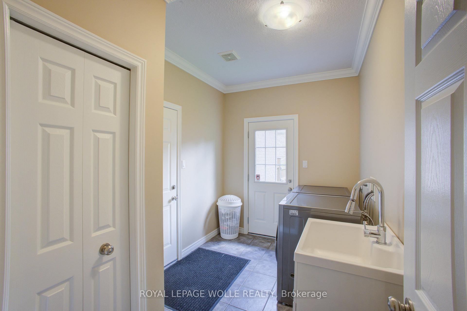 Photo 26 of 457 Caryndale Drive, Kitchener, Brigadoon — HOMEH