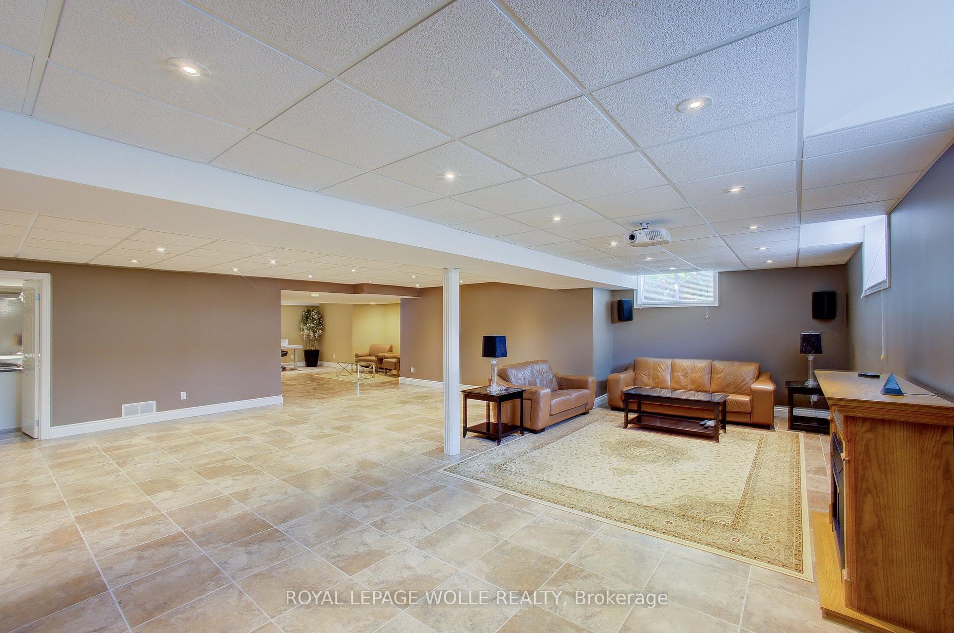 Photo 30 of 457 Caryndale Drive, Kitchener, Brigadoon — HOMEH
