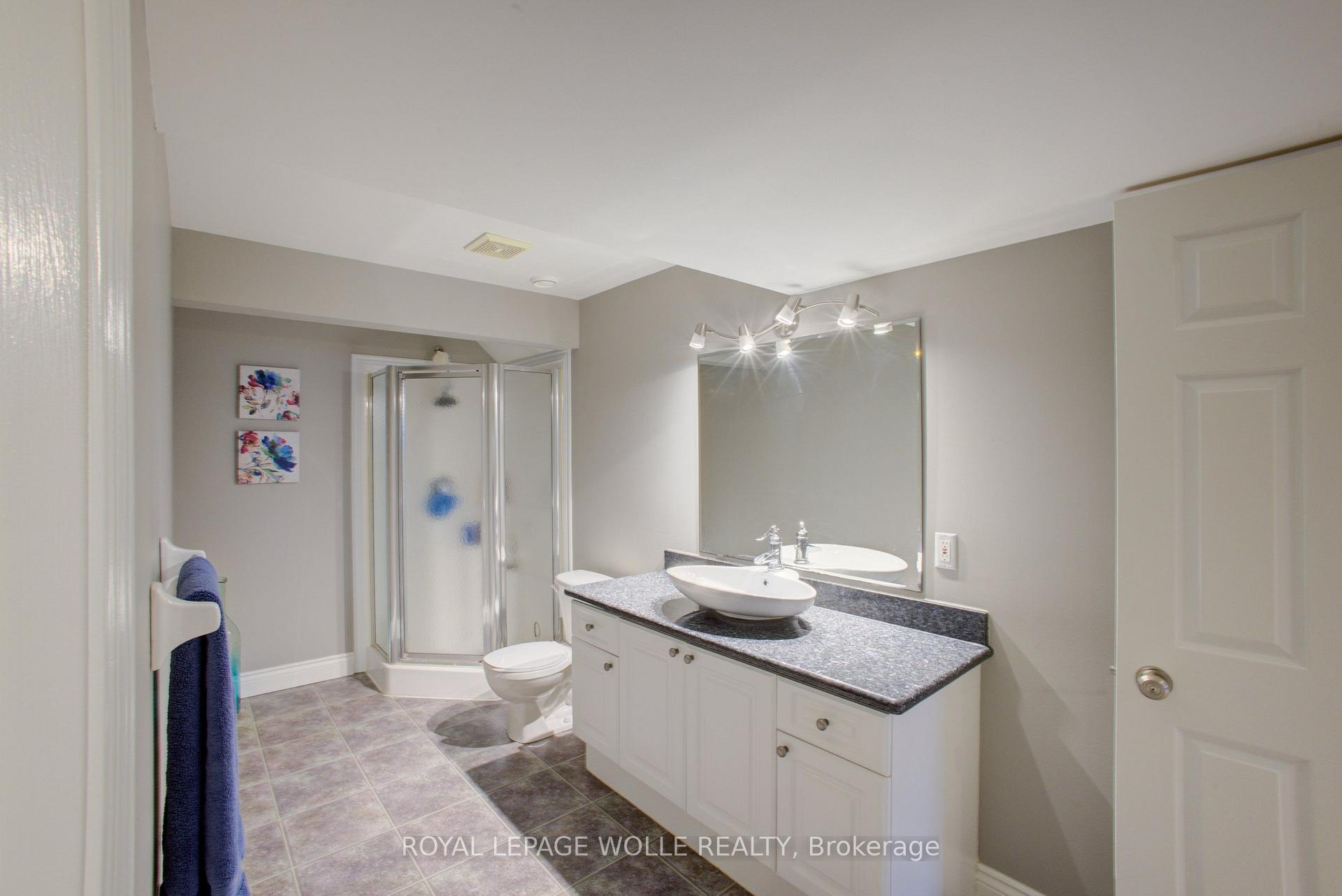 Photo 31 of 457 Caryndale Drive, Kitchener, Brigadoon — HOMEH