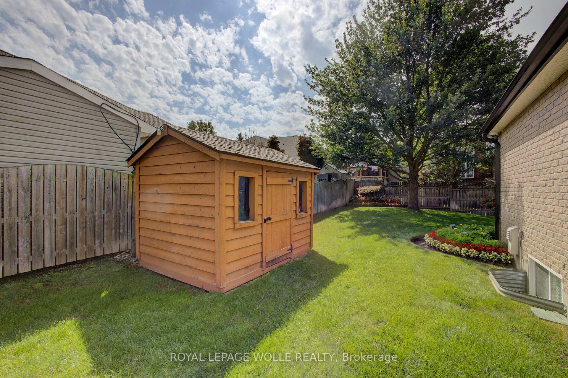 Photo 34 of 457 Caryndale Drive, Kitchener, Brigadoon — HOMEH