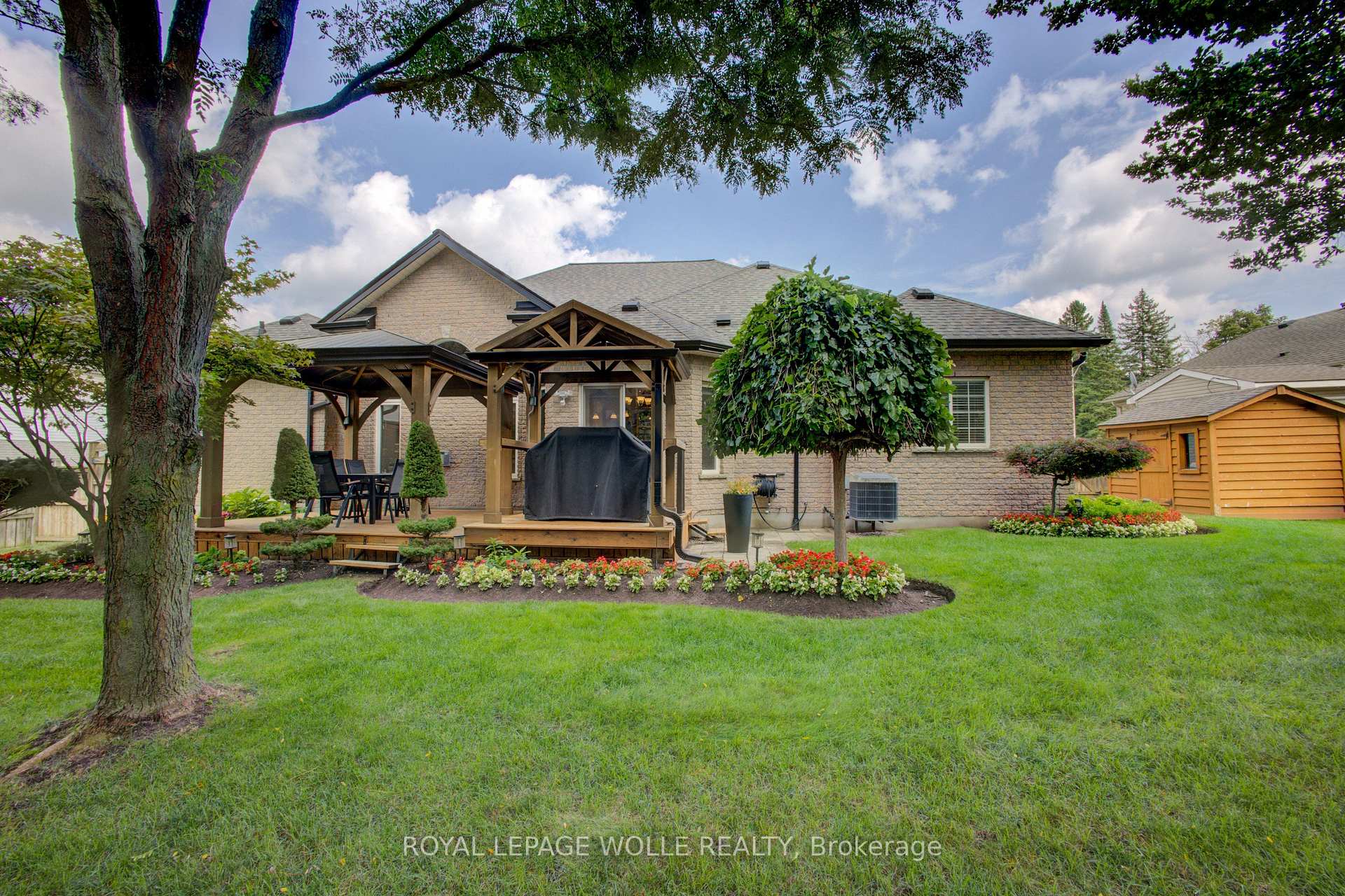 Photo 37 of 457 Caryndale Drive, Kitchener, Brigadoon — HOMEH