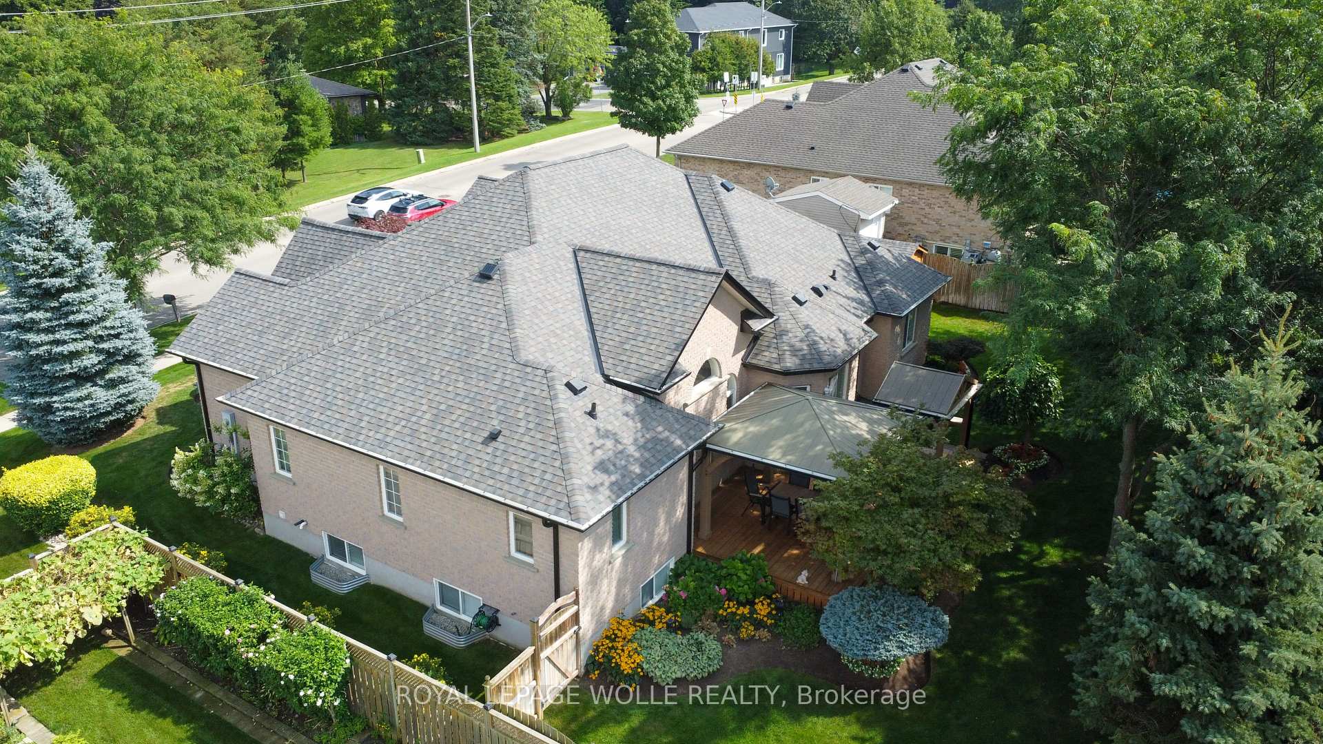 Photo 44 of 457 Caryndale Drive, Kitchener, Brigadoon — HOMEH