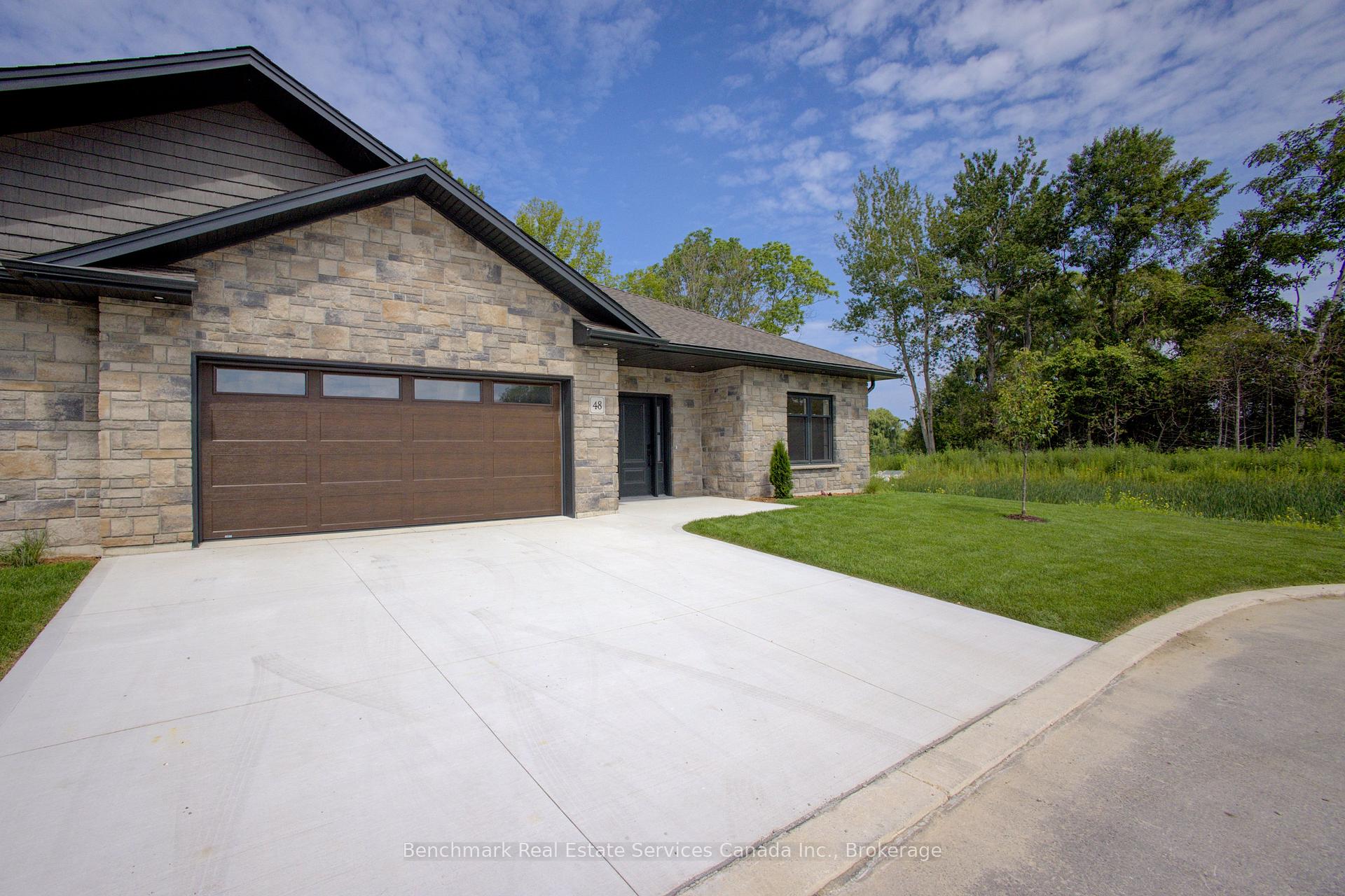 Photo 4 of Unit 41, 1182 Queen Street, Kincardine — HOMEH