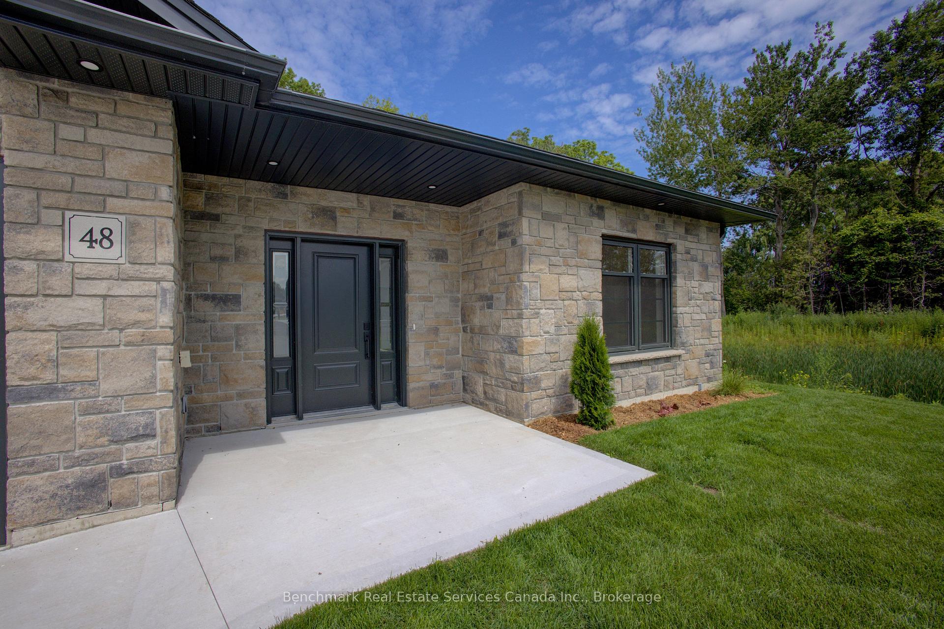Photo 5 of Unit 41, 1182 Queen Street, Kincardine — HOMEH