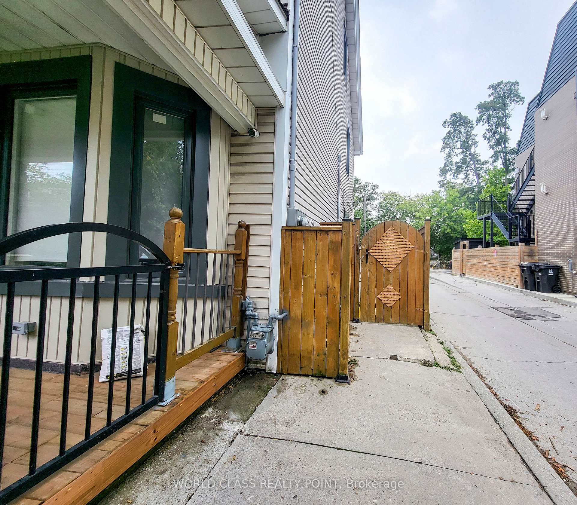 Photo 3 of 49 Vine Avenue, Toronto, Junction Area — HOMEH