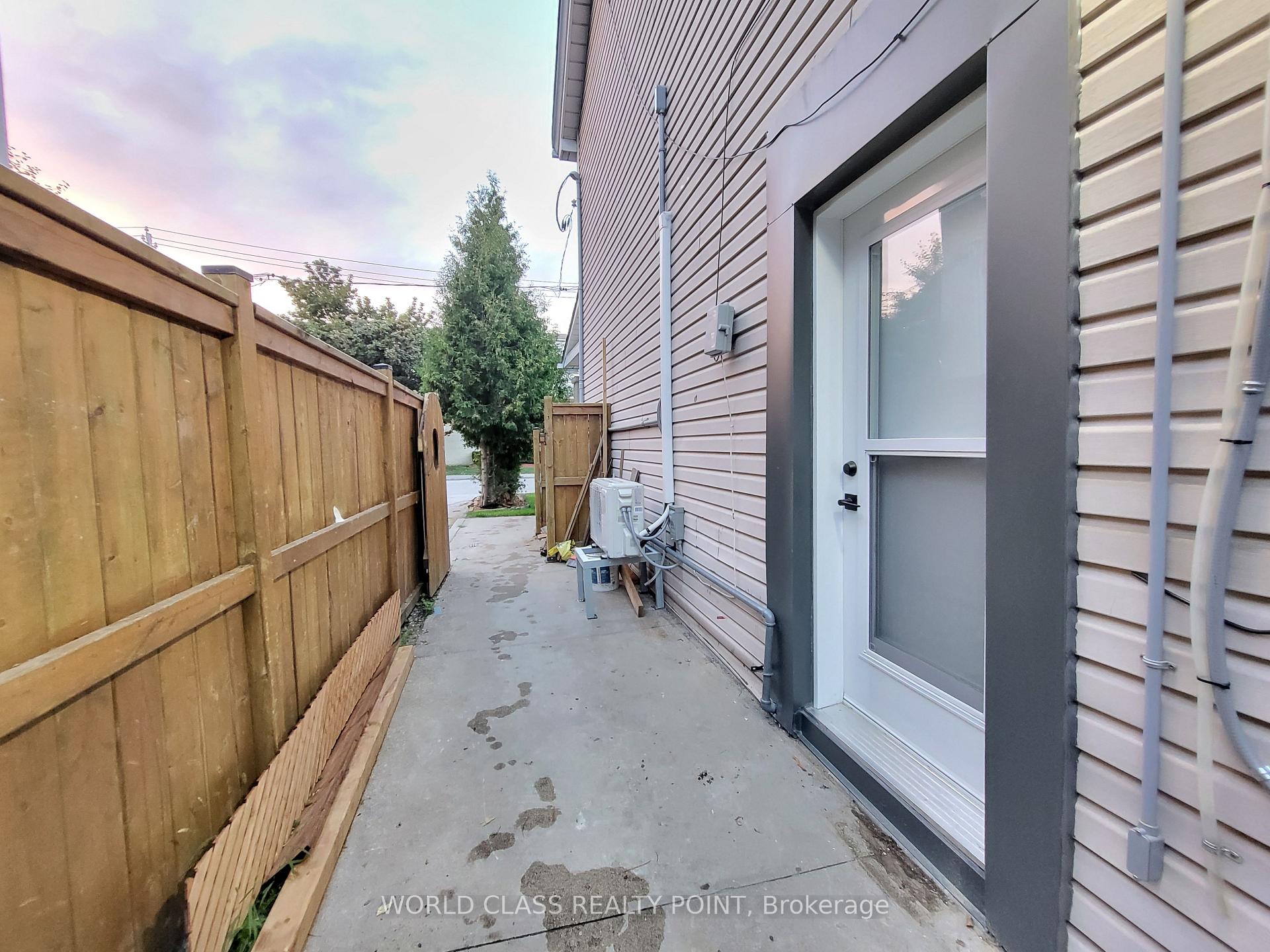Photo 5 of 49 Vine Avenue, Toronto, Junction Area — HOMEH