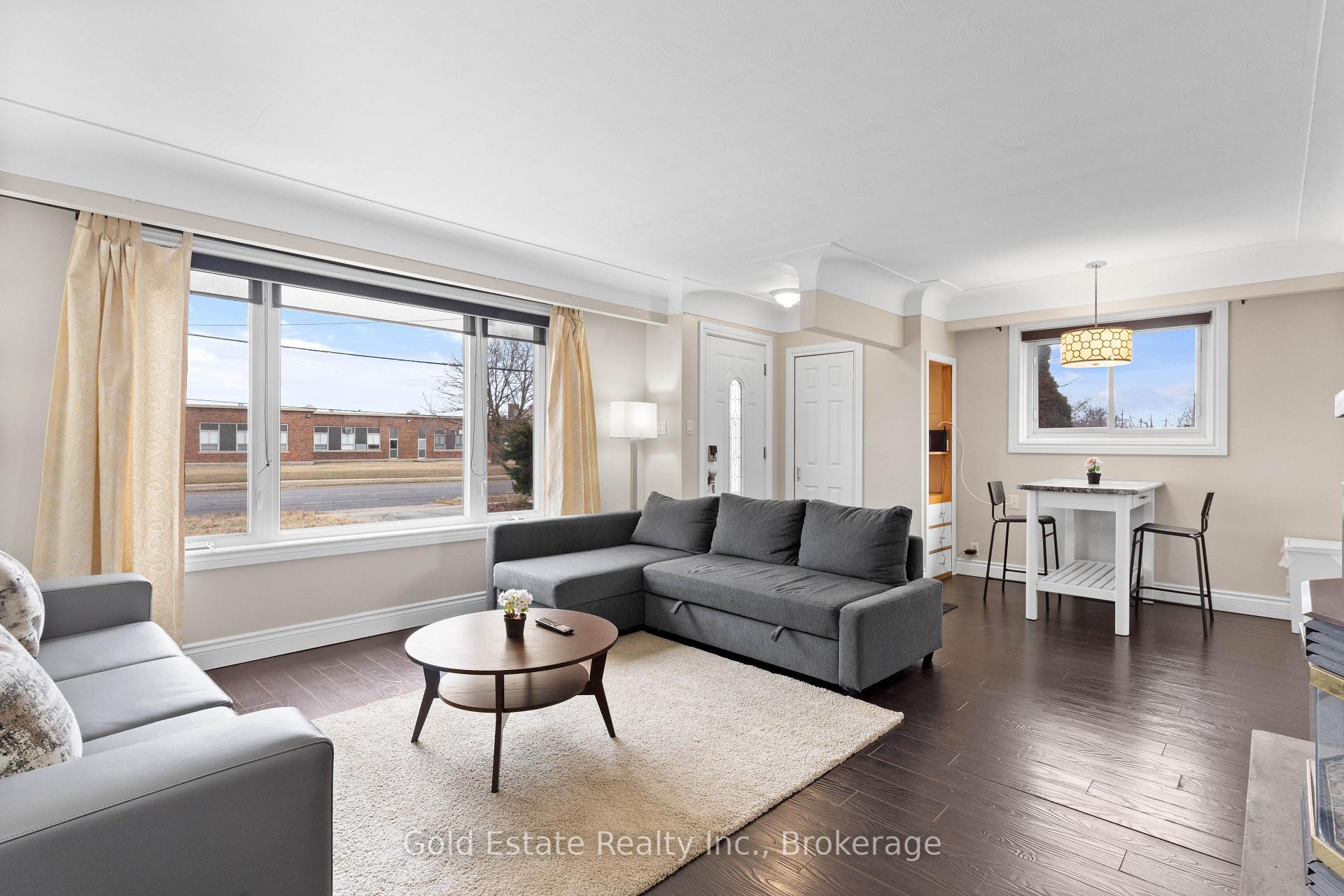Photo 8 of 298 Barton Street, Hamilton, Stoney Creek — HOMEH