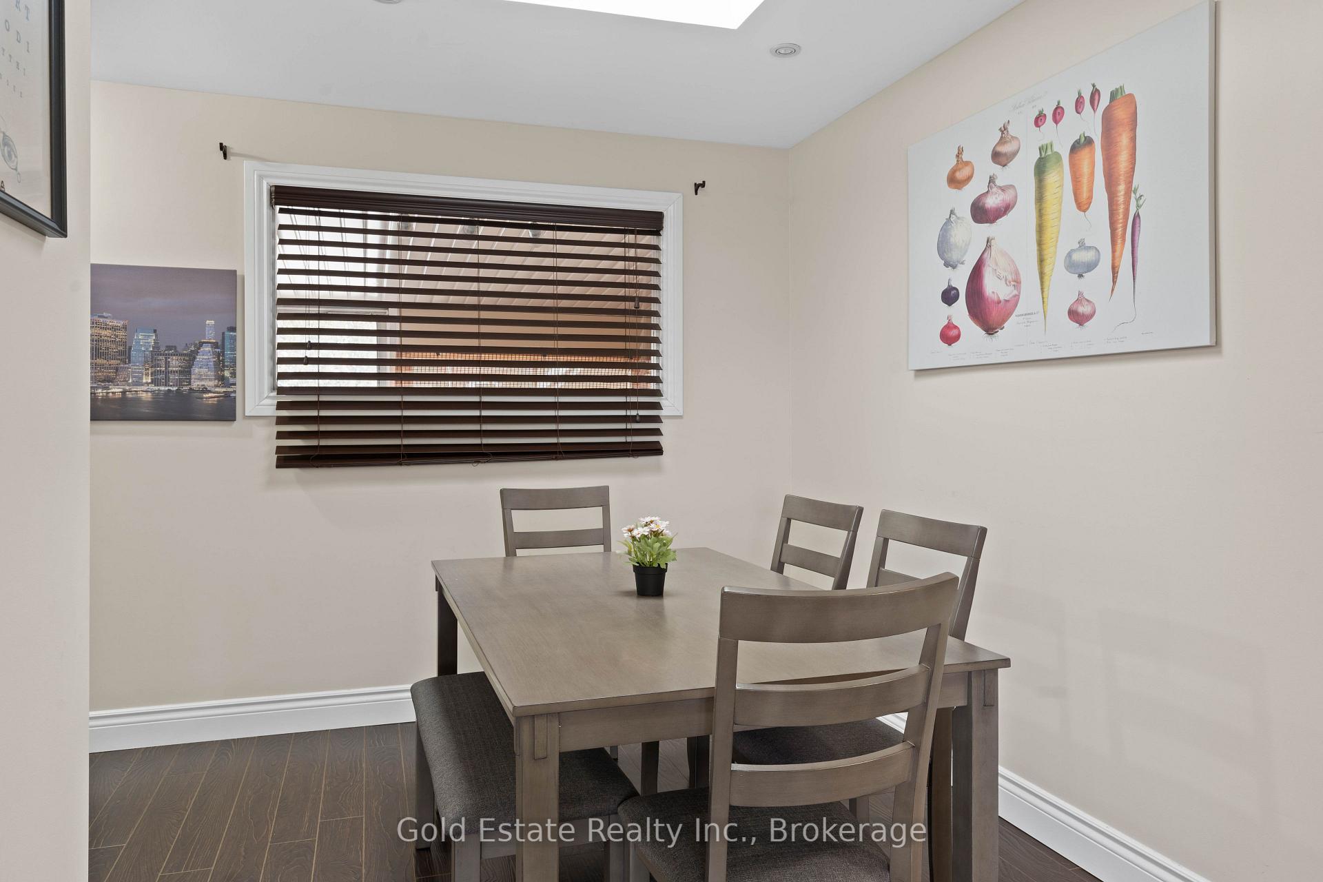 Photo 13 of 298 Barton Street, Hamilton, Stoney Creek — HOMEH