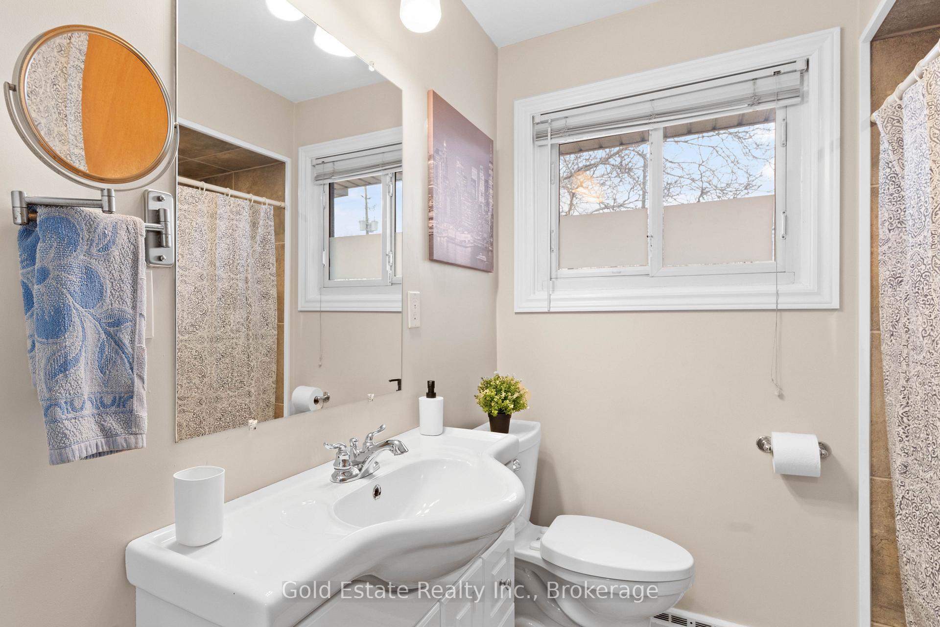 Photo 21 of 298 Barton Street, Hamilton, Stoney Creek — HOMEH