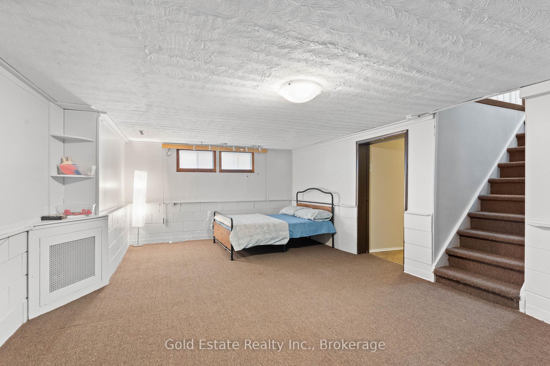 Photo 25 of 298 Barton Street, Hamilton, Stoney Creek — HOMEH