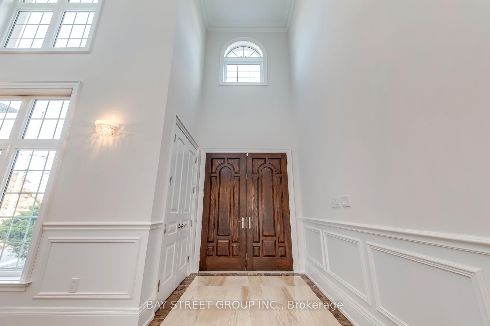 Photo 2 of 39 Foxwarren Drive, North York, Bayview Village — HOMEH