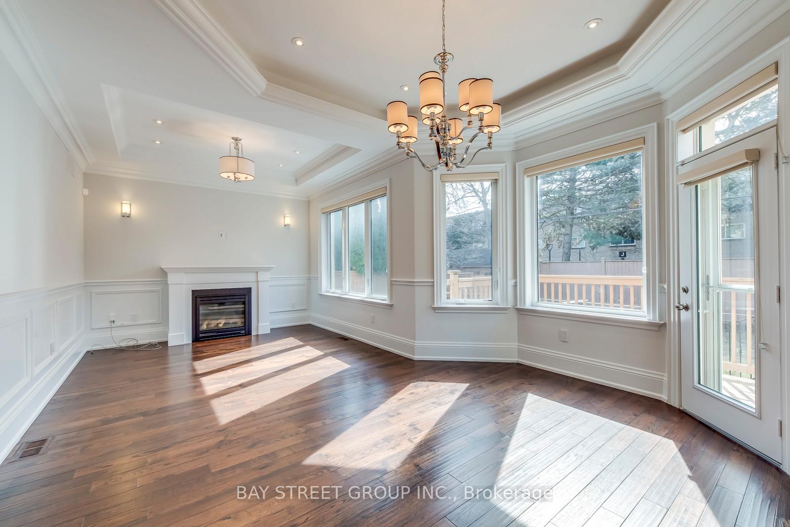 Photo 6 of 39 Foxwarren Drive, North York, Bayview Village — HOMEH