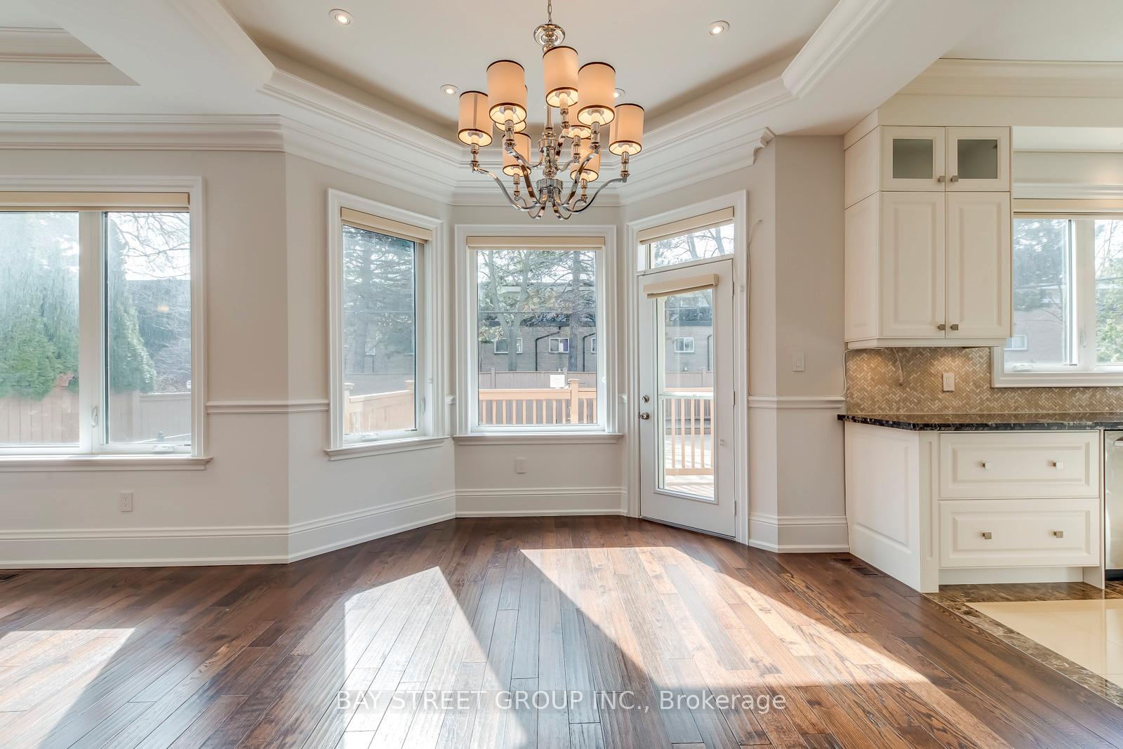 Photo 9 of 39 Foxwarren Drive, North York, Bayview Village — HOMEH