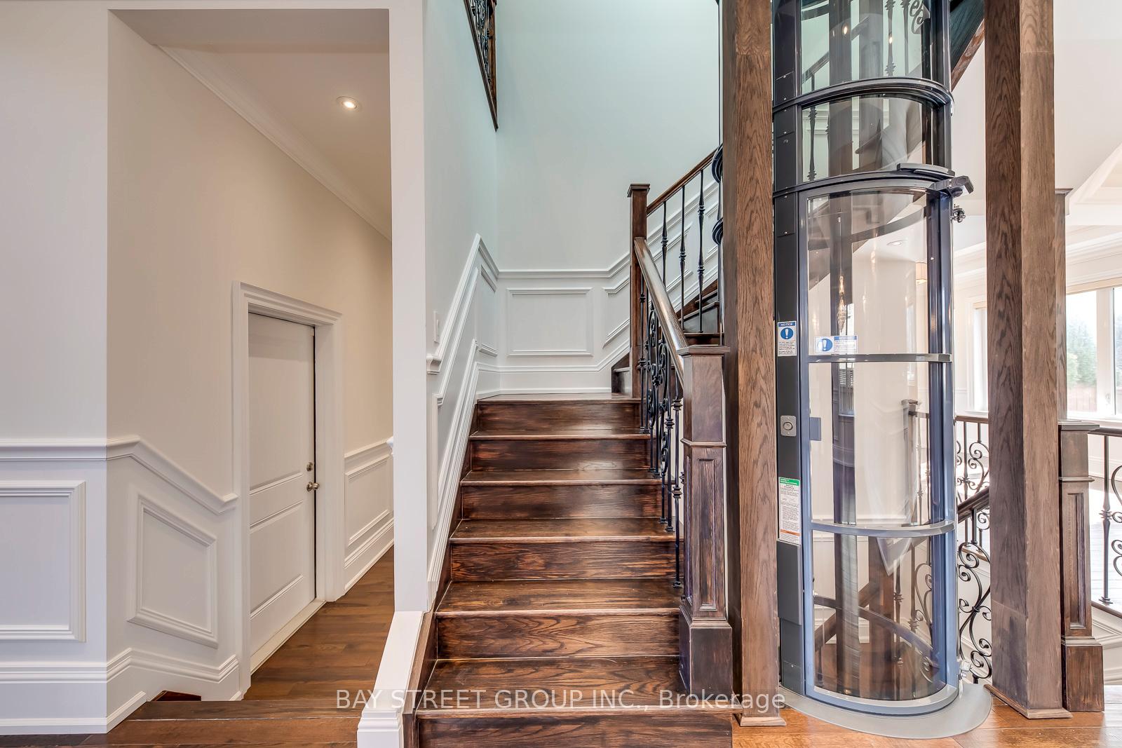 Photo 13 of 39 Foxwarren Drive, North York, Bayview Village — HOMEH