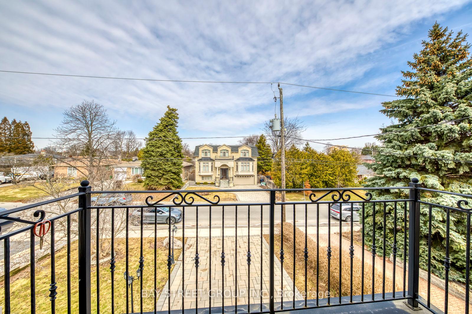 Photo 26 of 39 Foxwarren Drive, North York, Bayview Village — HOMEH