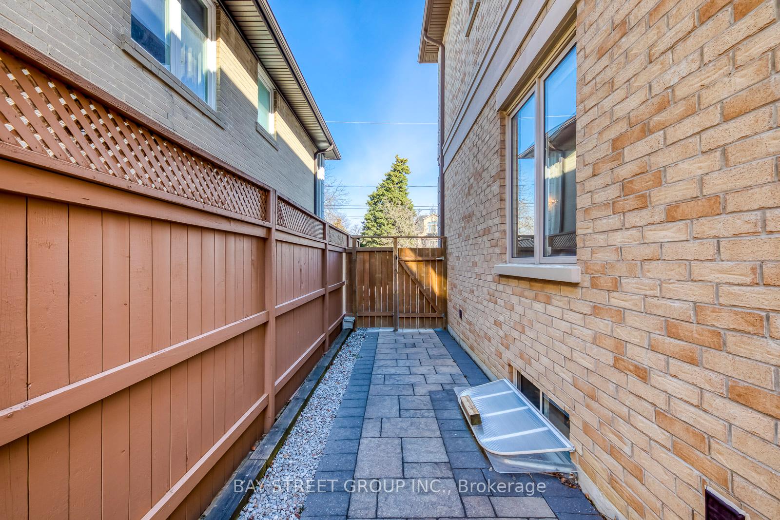 Photo 46 of 39 Foxwarren Drive, North York, Bayview Village — HOMEH