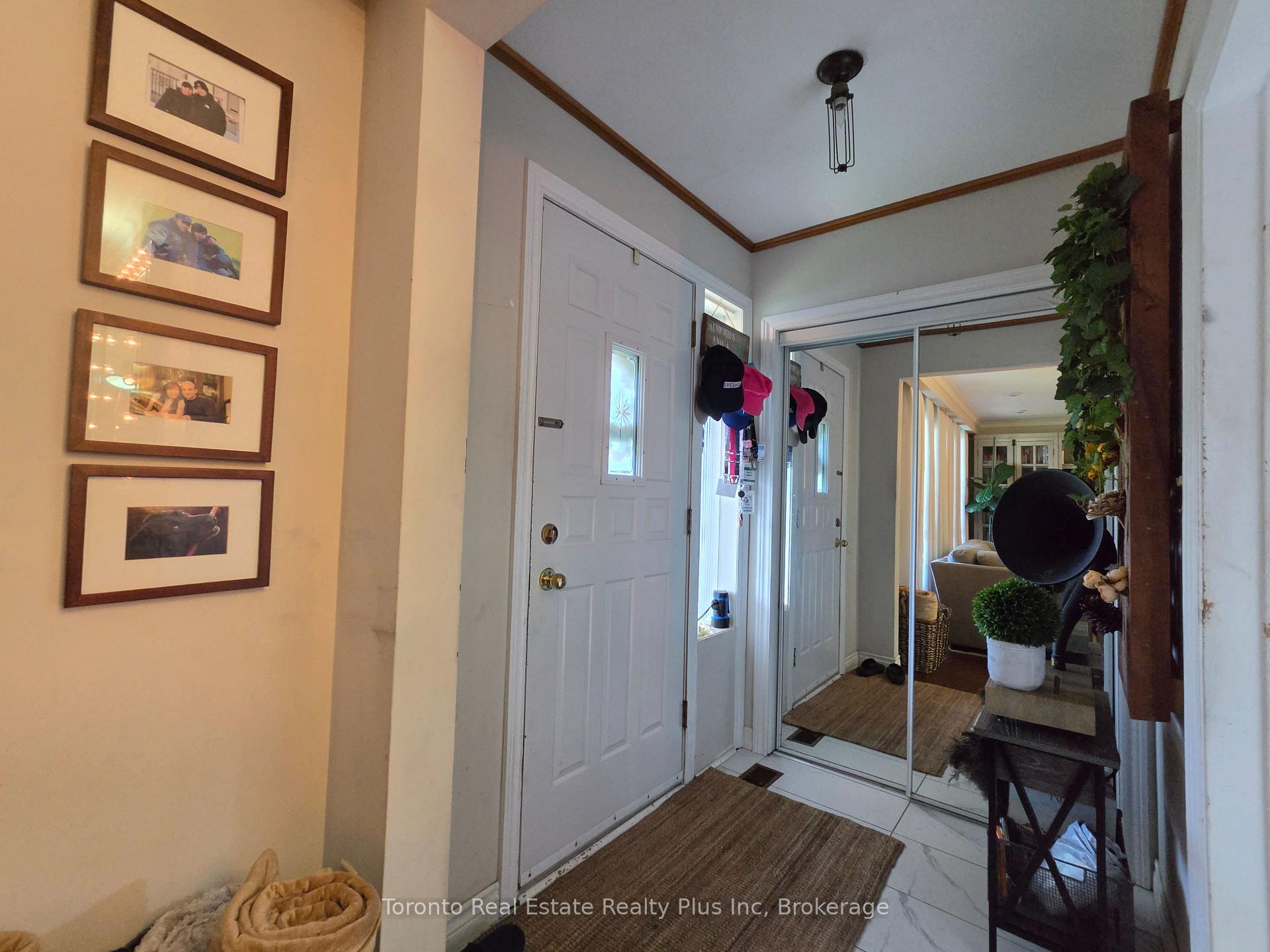 Photo 5 of 482 Ruth Avenue, North York, Newtonbrook East — HOMEH