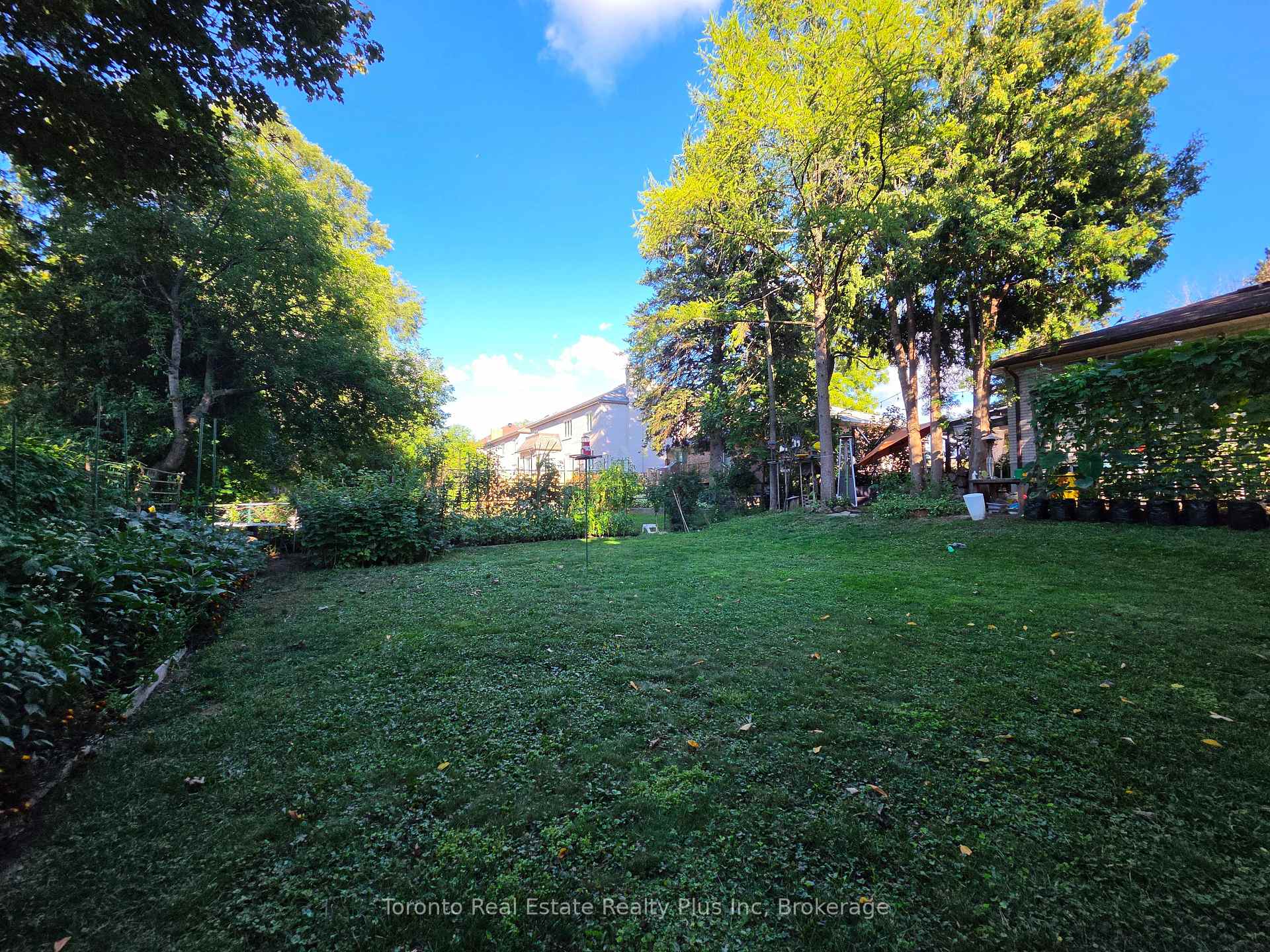 Photo 47 of 482 Ruth Avenue, North York, Newtonbrook East — HOMEH