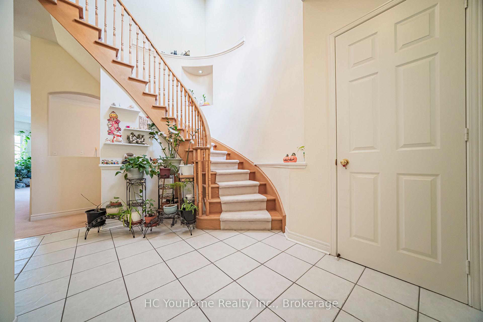 Photo 8 of 8 Briar Path Lane, Markham, Berczy — HOMEH