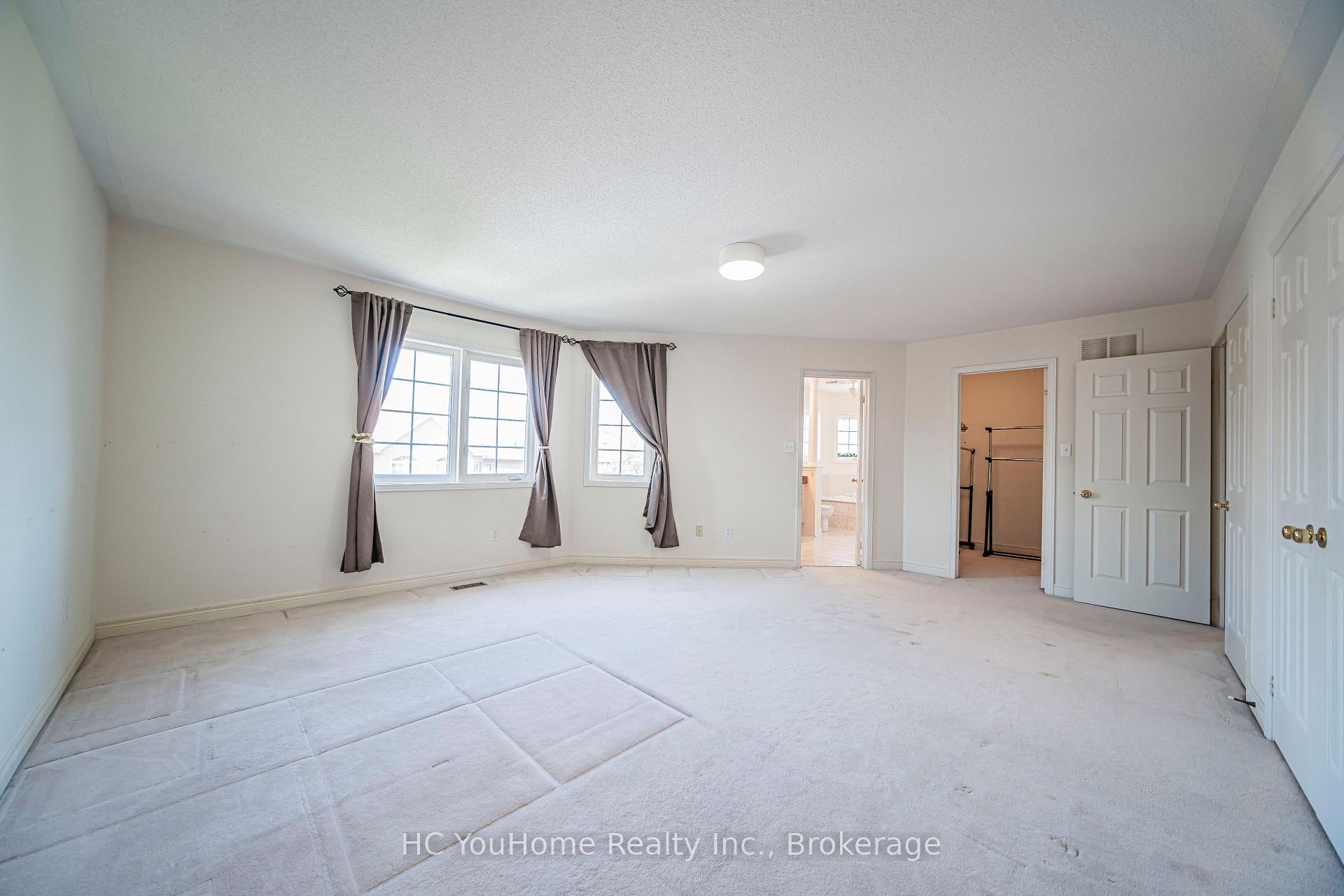 Photo 22 of 8 Briar Path Lane, Markham, Berczy — HOMEH