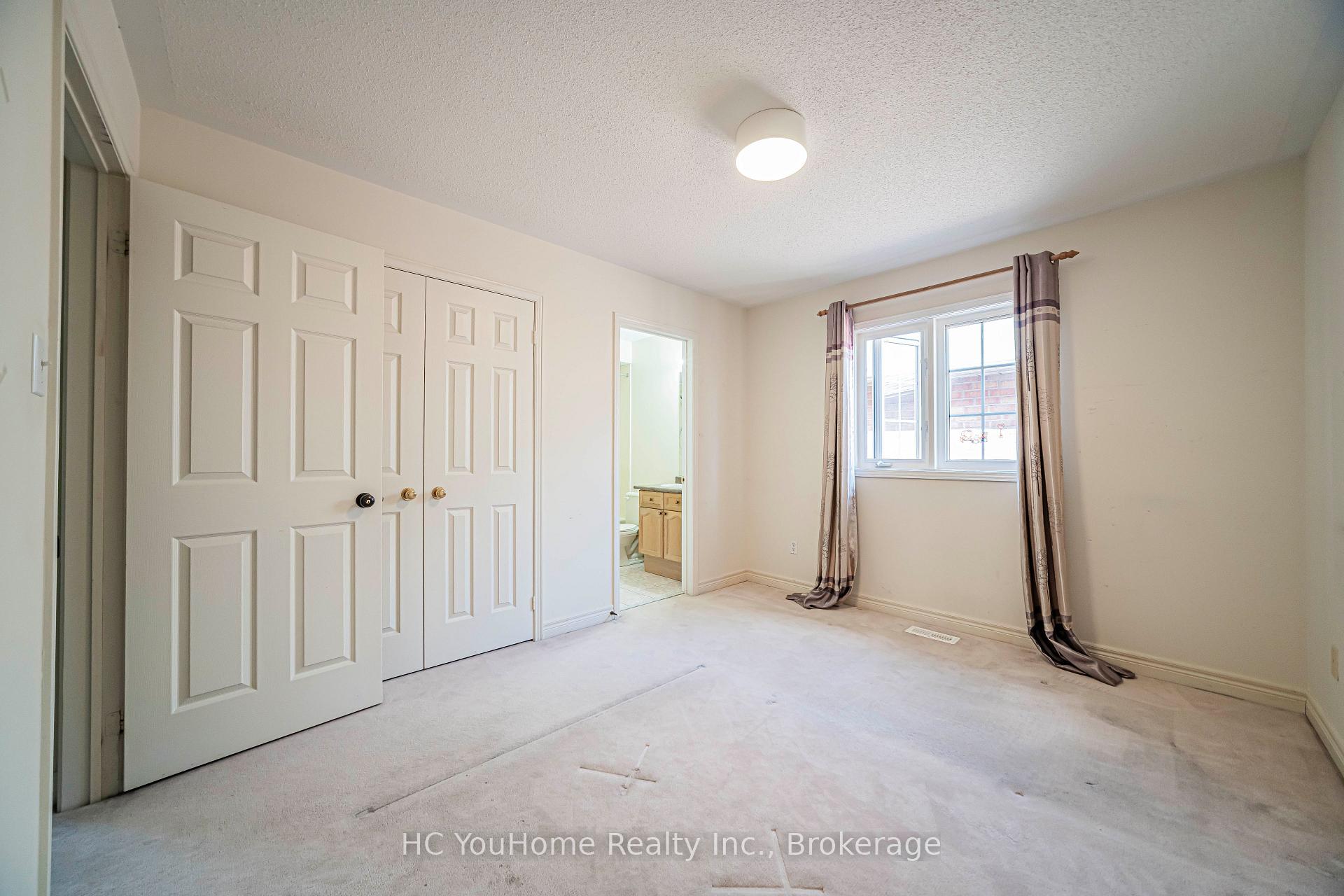 Photo 26 of 8 Briar Path Lane, Markham, Berczy — HOMEH