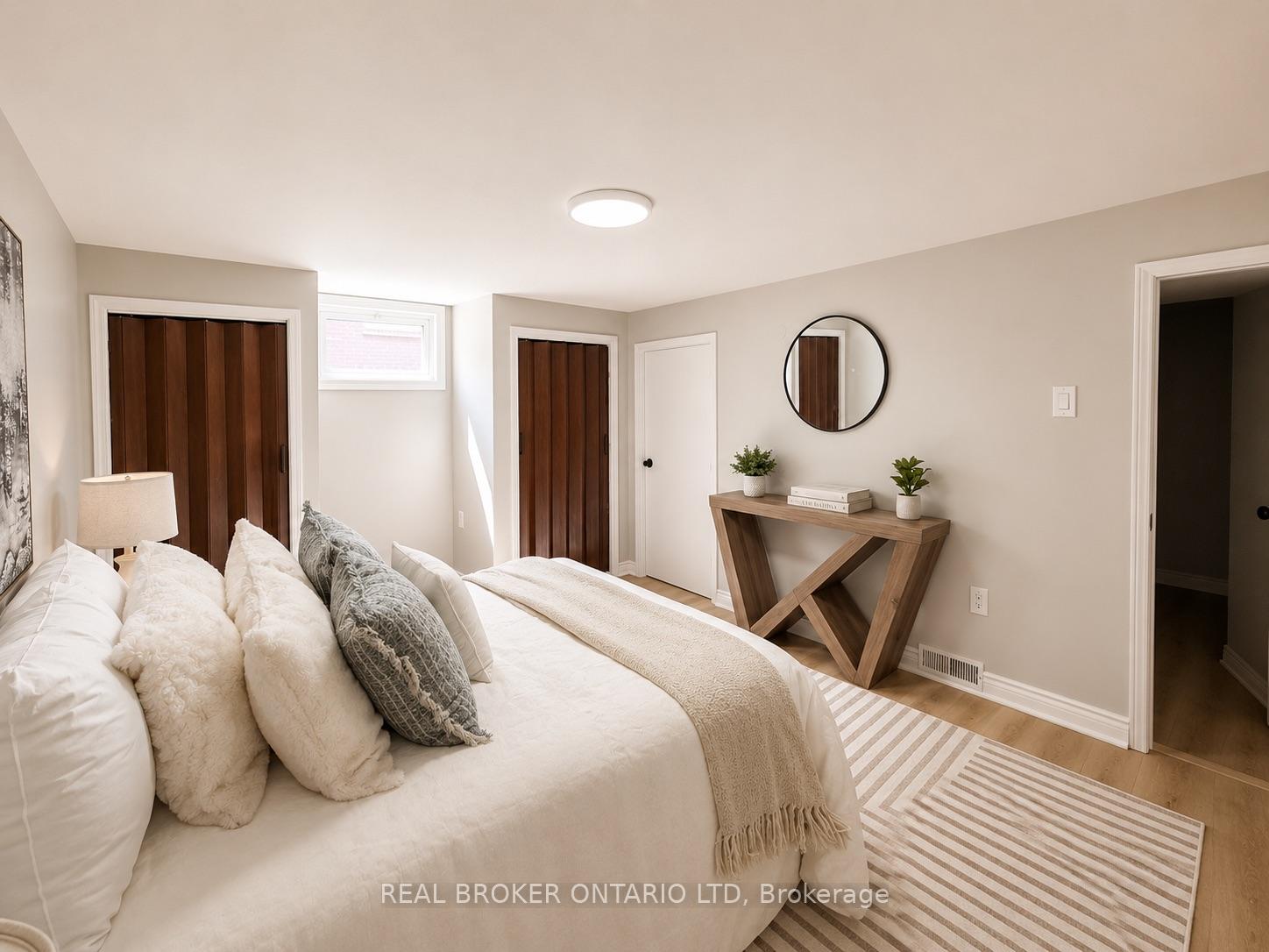 Photo 16 of 1864 Herbert Avenue, London, East H — HOMEH