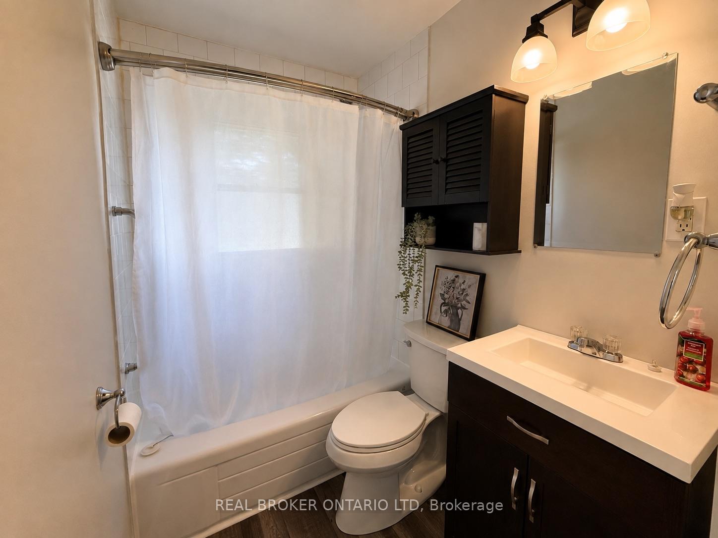 Photo 18 of 1864 Herbert Avenue, London, East H — HOMEH