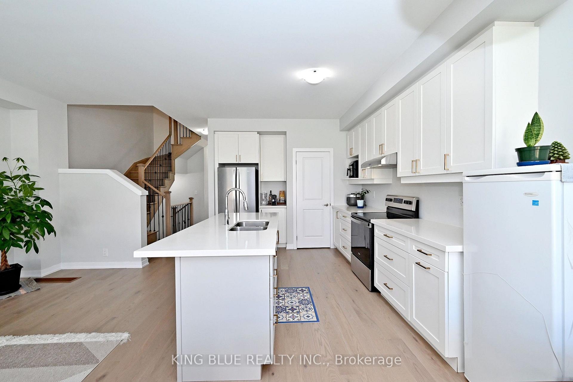 Photo 8 of 65 Freeman Williams Street, Markham, Angus Glen — HOMEH