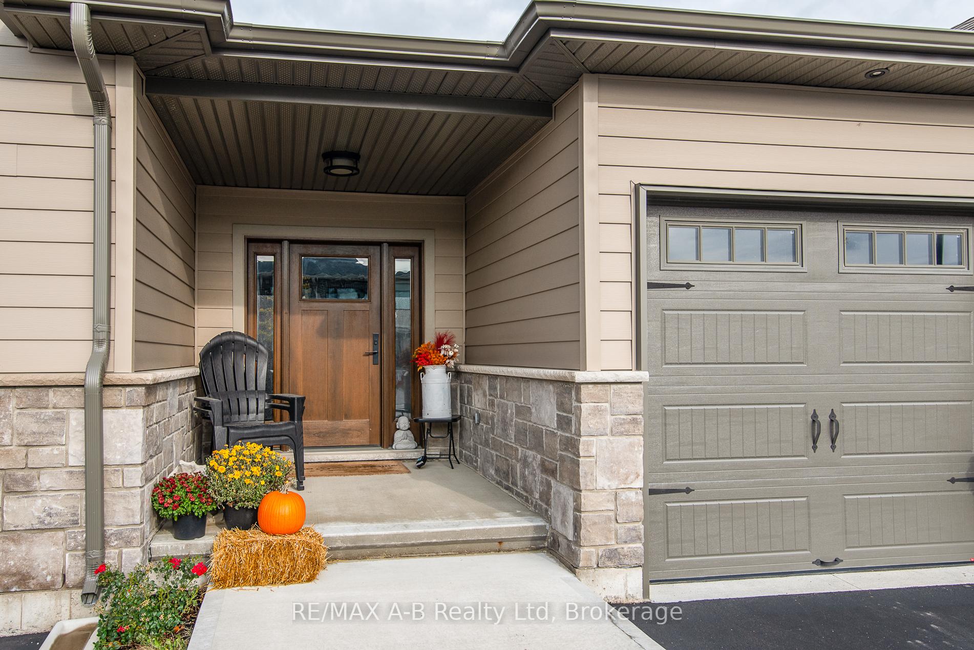 Photo 5 of 172 Hooper Street, St. Marys — HOMEH