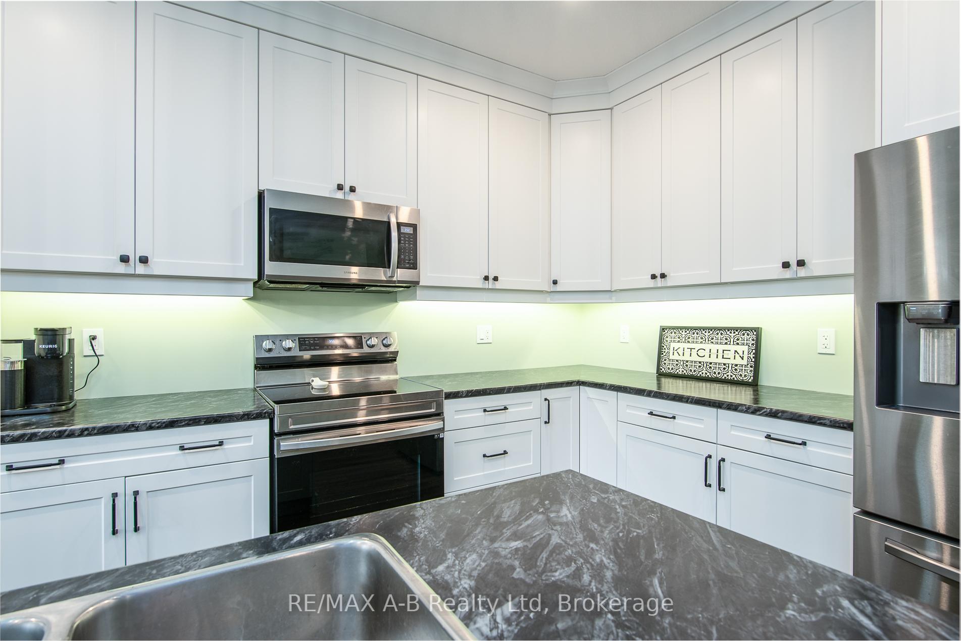 Photo 21 of 172 Hooper Street, St. Marys — HOMEH