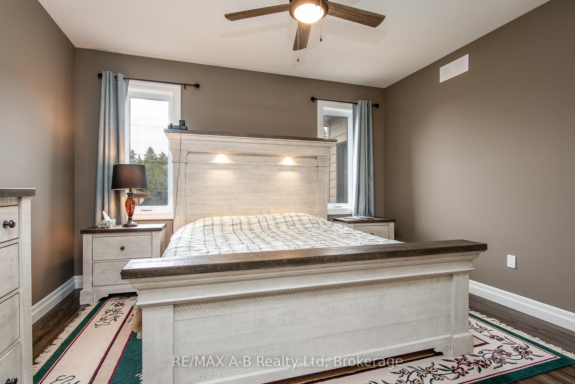 Photo 25 of 172 Hooper Street, St. Marys — HOMEH