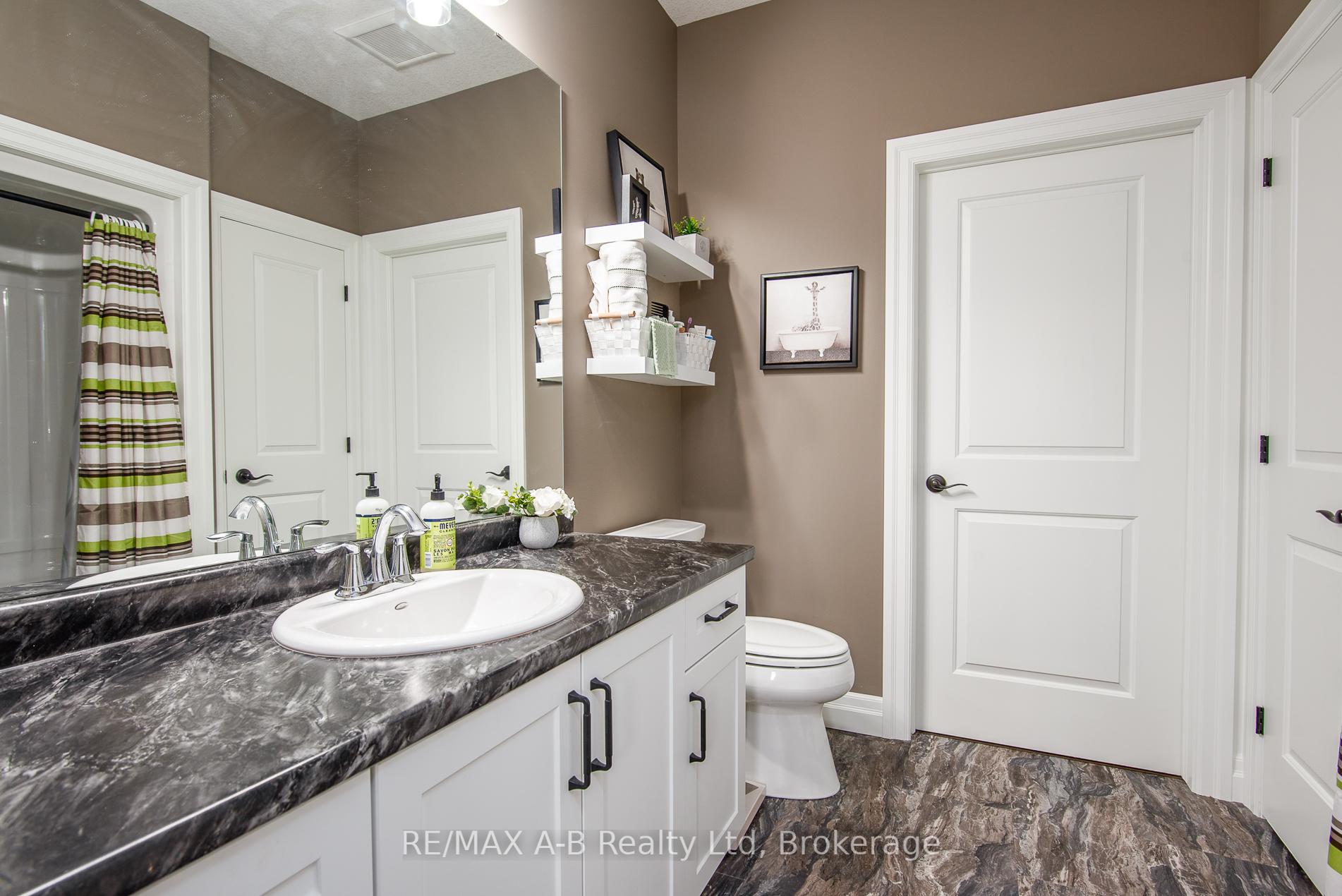 Photo 26 of 172 Hooper Street, St. Marys — HOMEH