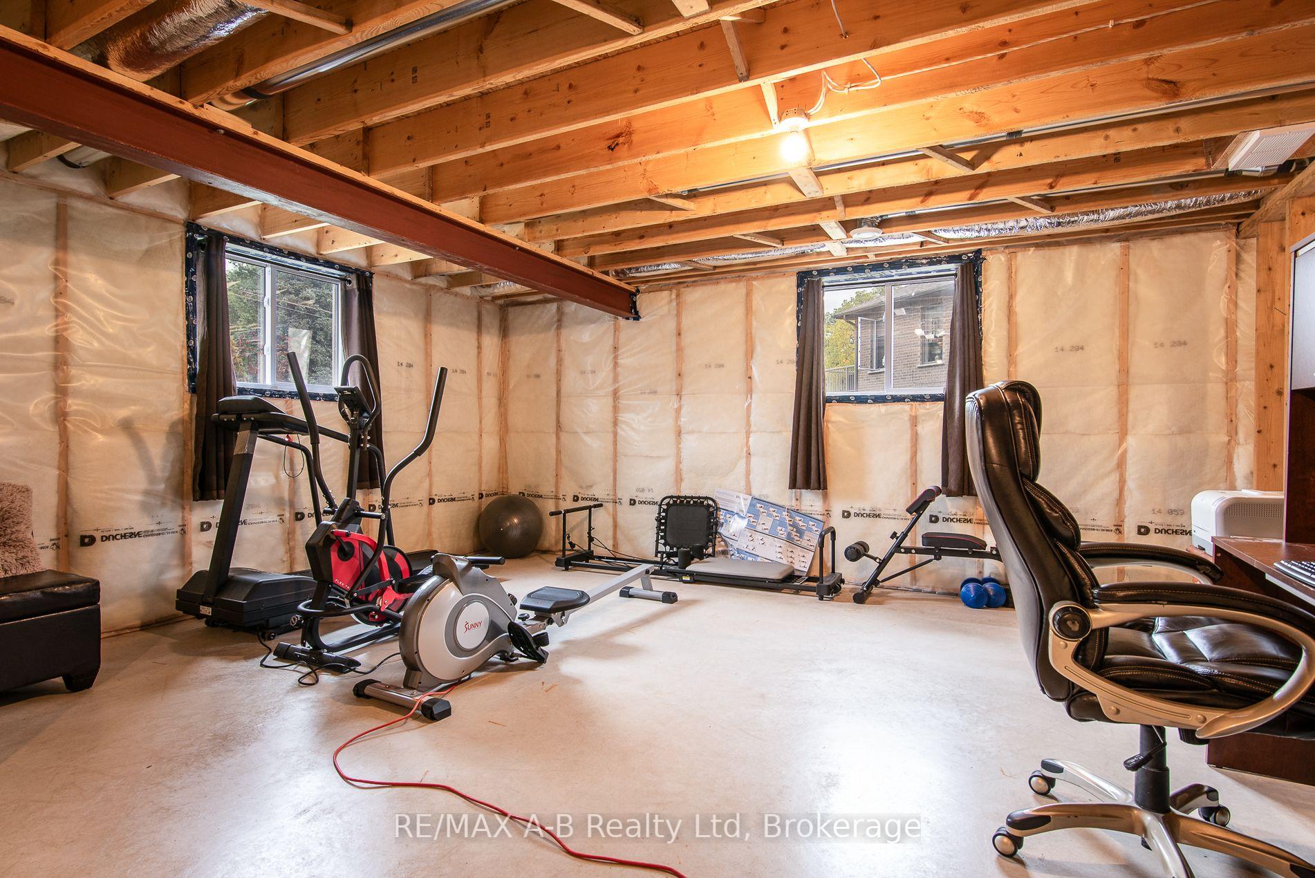 Photo 31 of 172 Hooper Street, St. Marys — HOMEH
