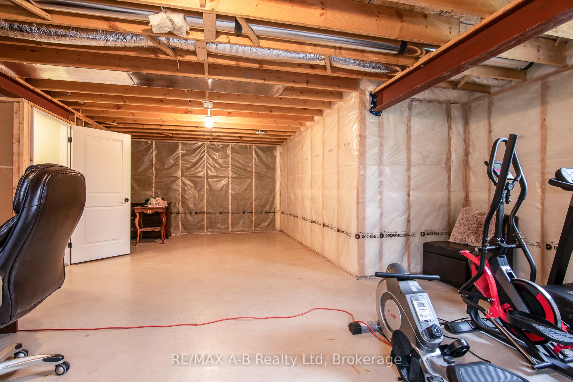 Photo 32 of 172 Hooper Street, St. Marys — HOMEH
